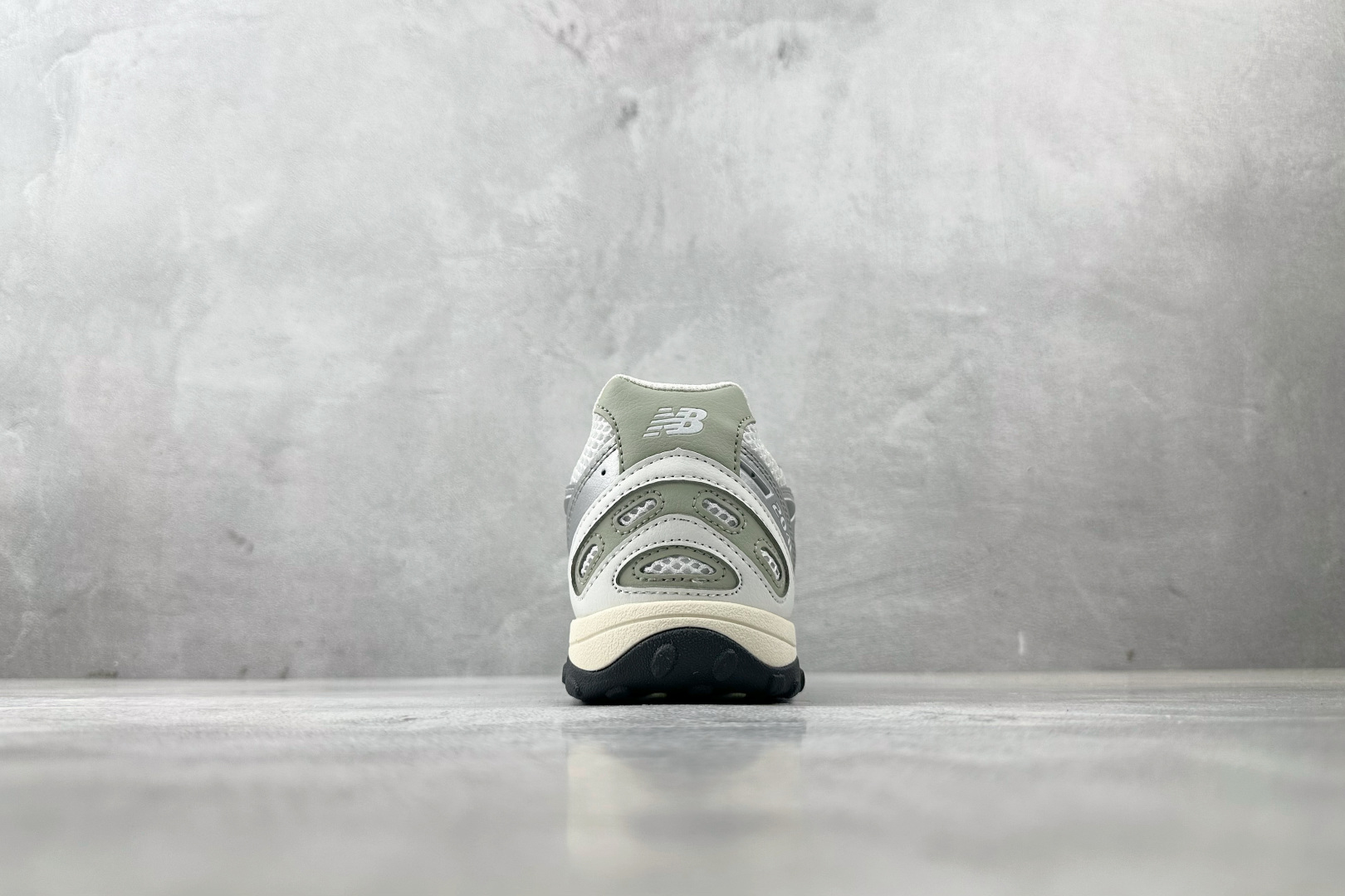 210 New Balance NB 204L 银白 U204LSWB