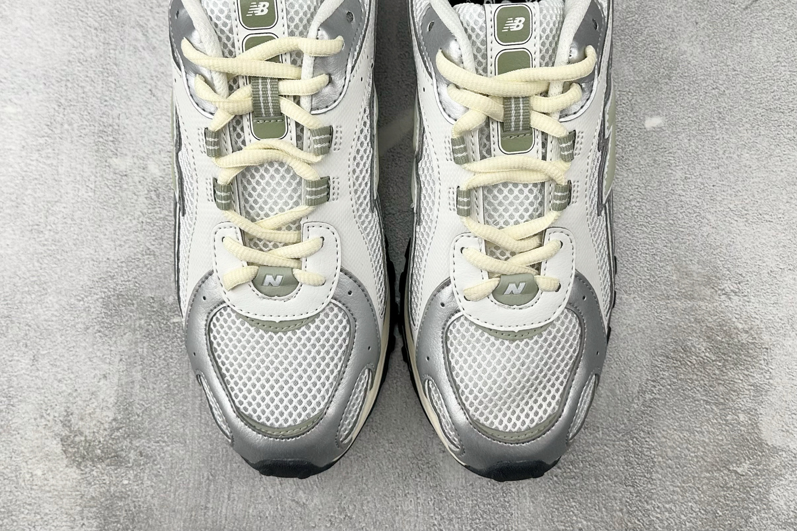 210 New Balance NB 204L 银白 U204LSWB