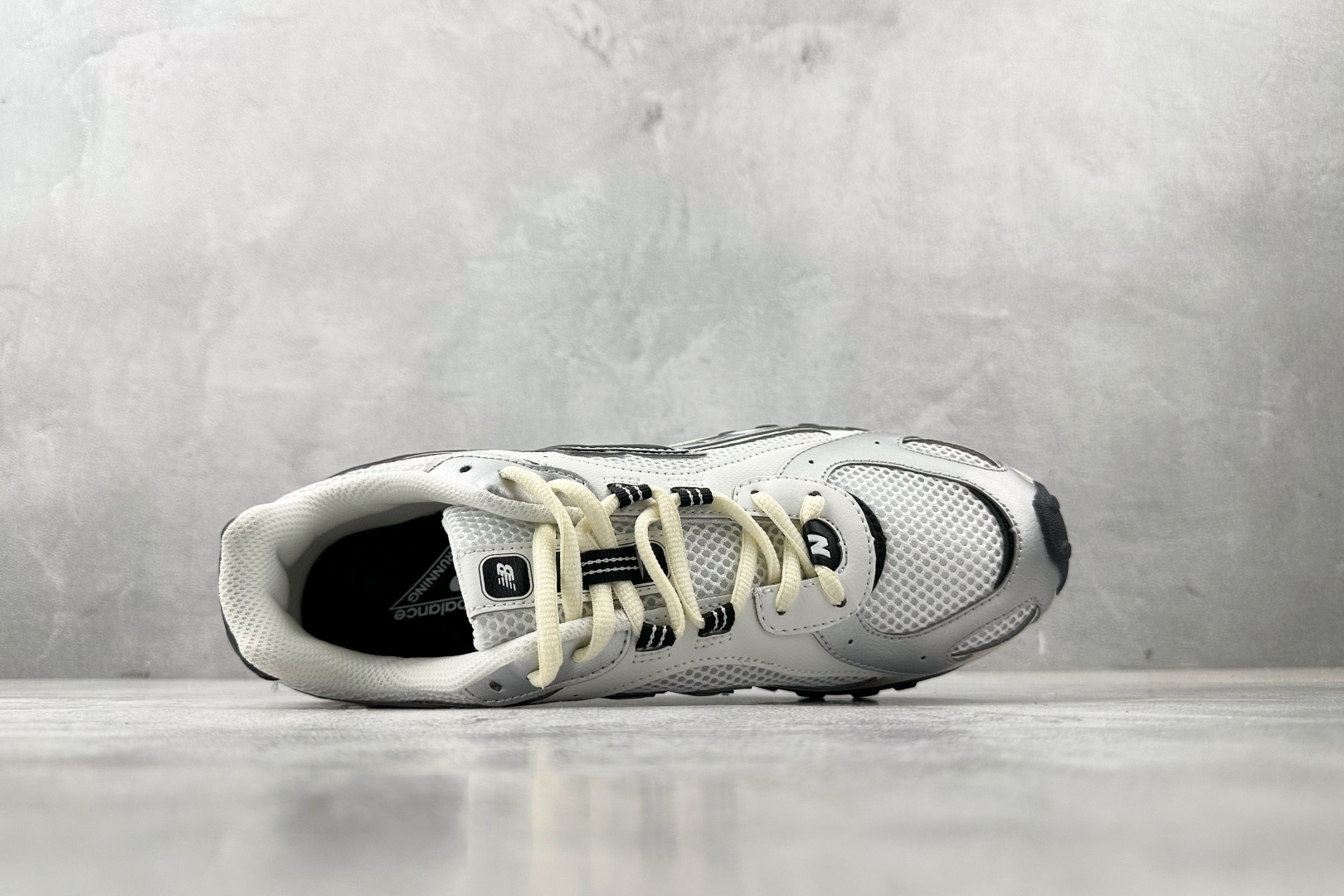 210 New Balance NB 204L 白银 U204LSWD