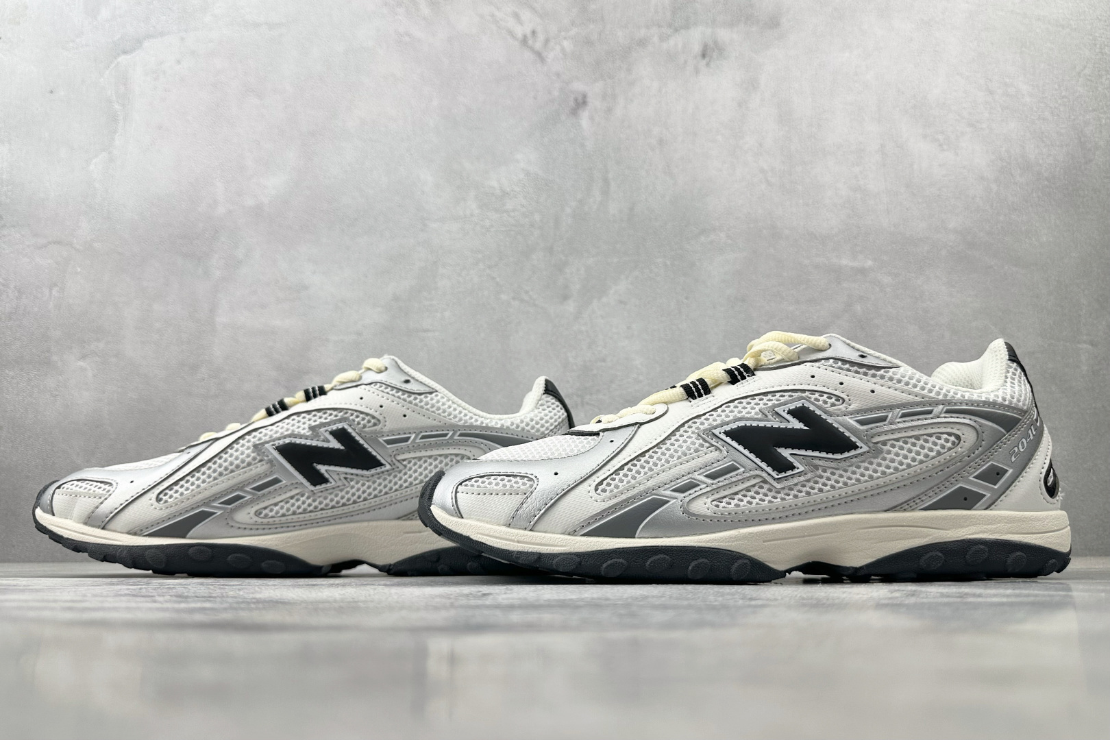 210 New Balance NB 204L 白银 U204LSWD