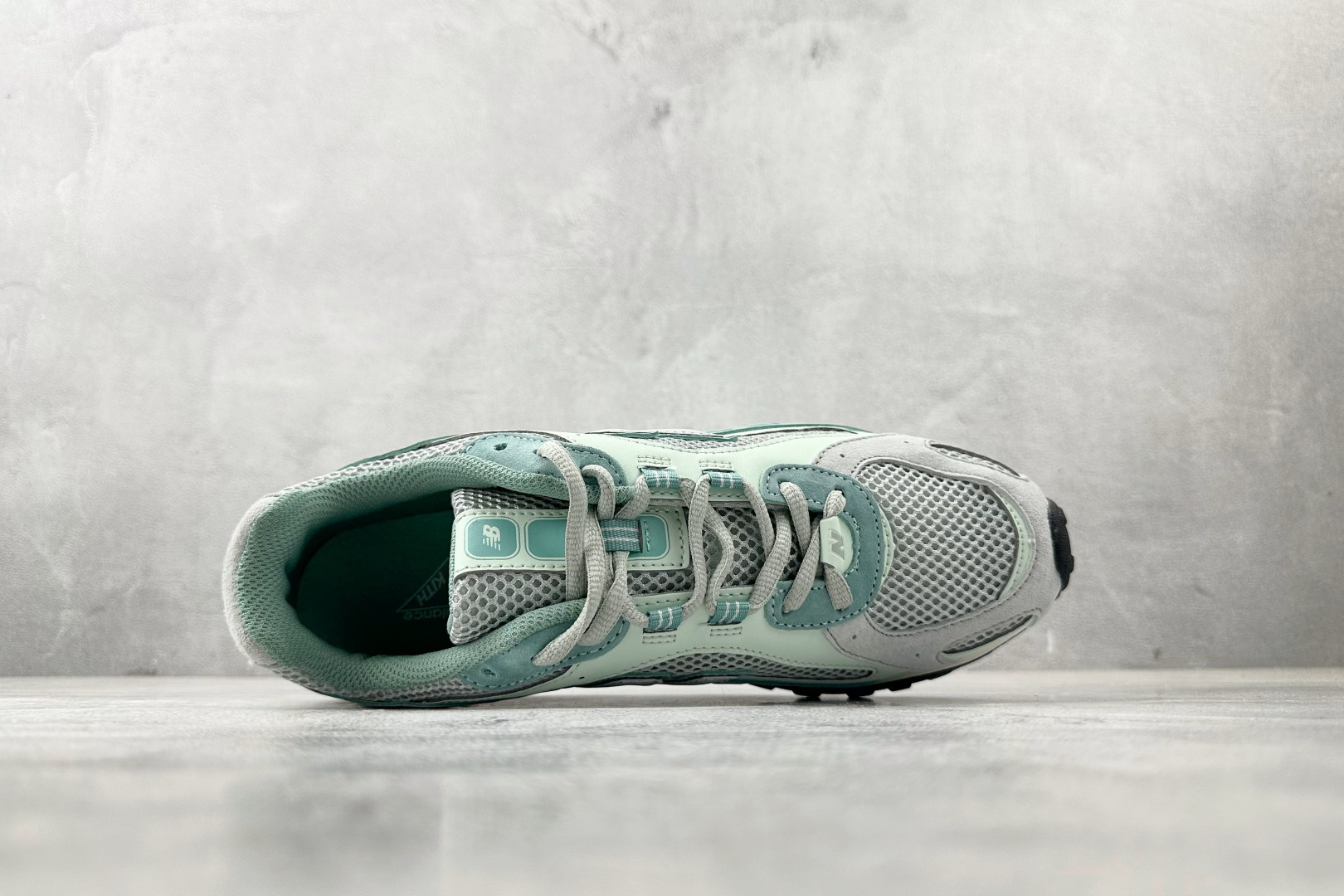 210 KITH X New Balance NB 204L 绿灰色 U204LKTA