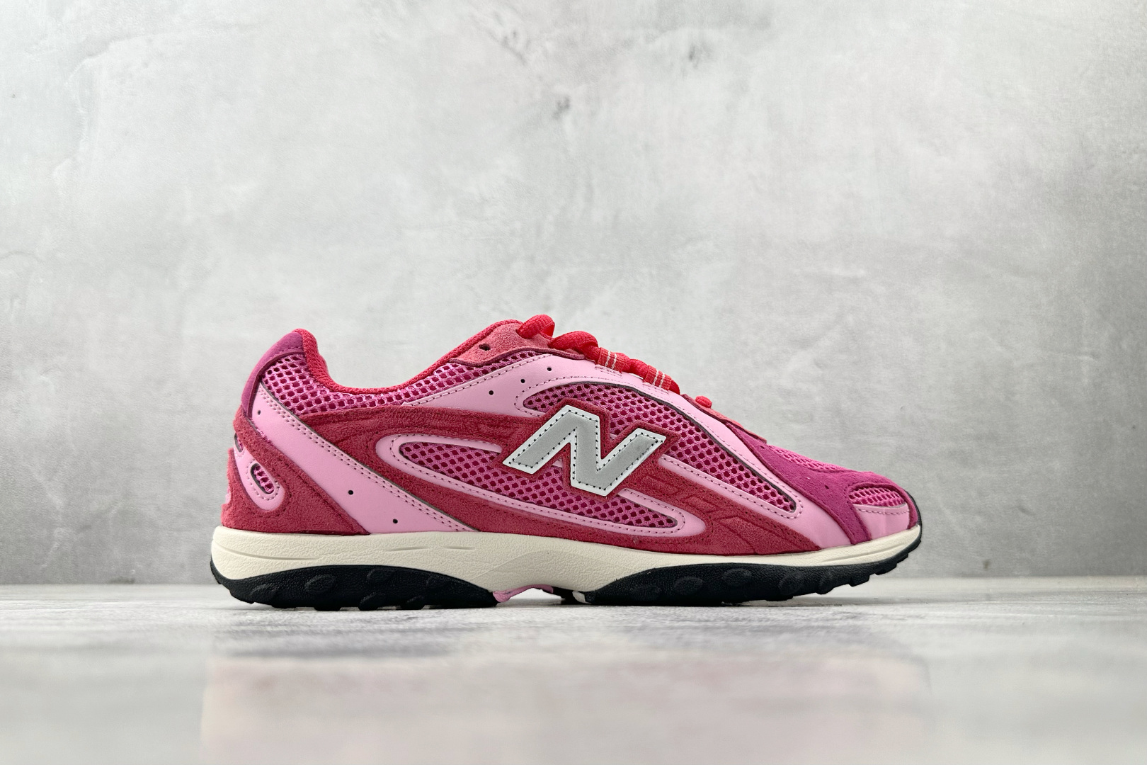 210 KITH X New Balance NB 204L 粉色 U204LKTH