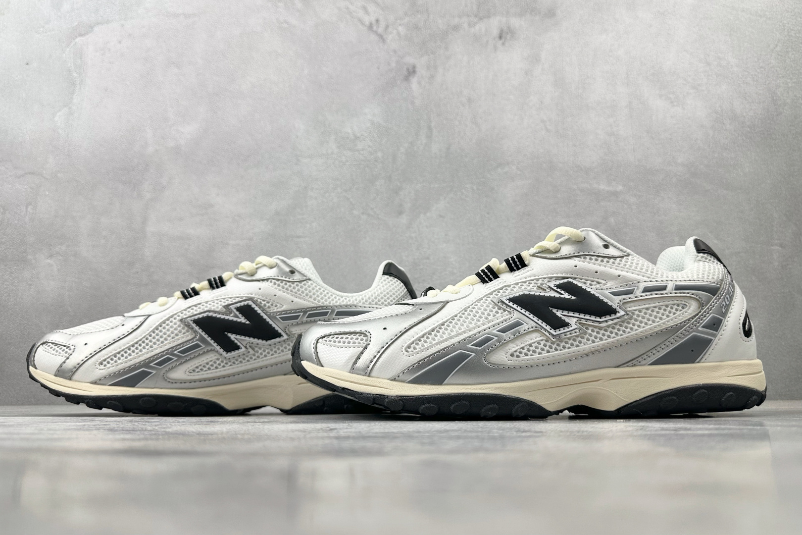 200 纯原出品 New Balance 204L 白银 U204LSWD