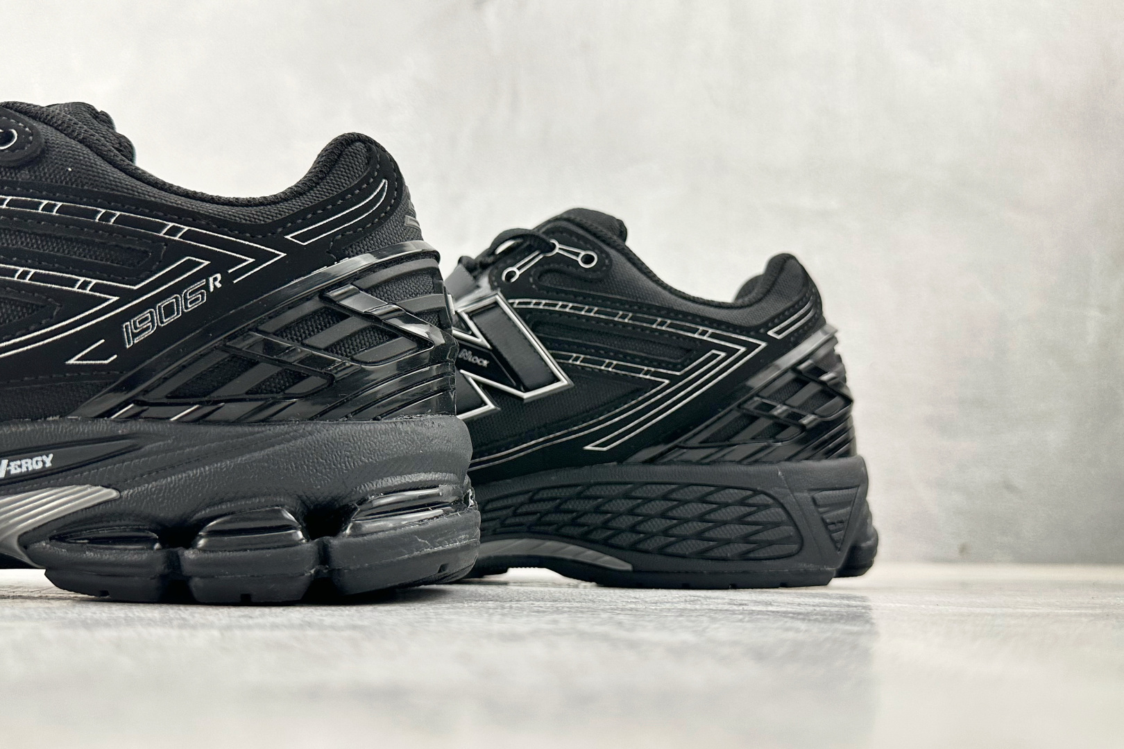 200 纯原出品 New Balance NB 1906R 黑武士 黑色 M1906RBB