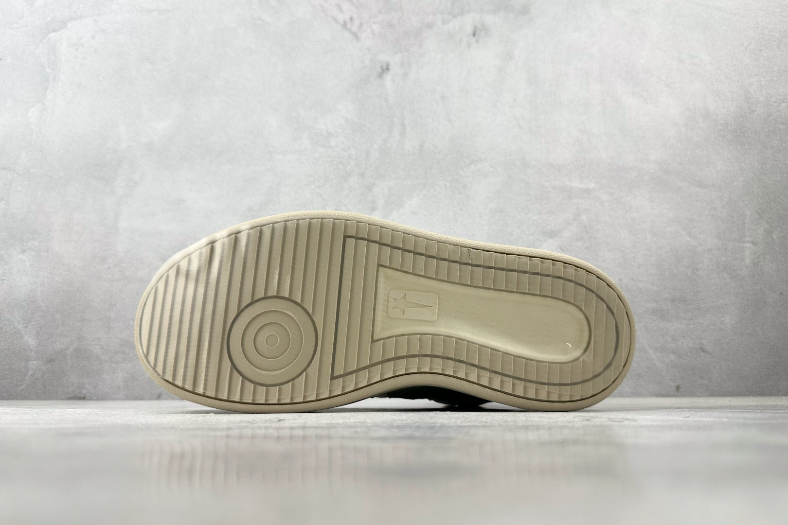 460 Converse x Rick Owens DRKSHDW Turbowpn 米色 DC02DX960A10R06-101