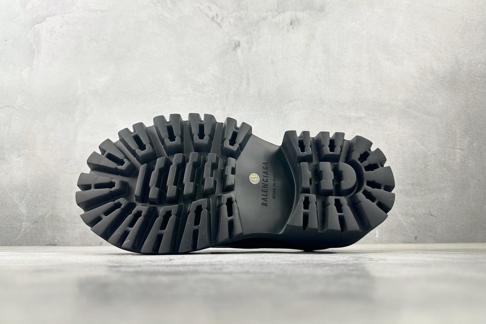 600 Balenciaga巴黎世家 Stomper 黑色 807326WCDA0-Chinese UA Cheap High Quatity Brand Clothes Bags handbags Sneakers wholesale wholesaler seller from China Factory suppliers Fashion Clothing Shoes best Quality Beautiful Price 600 Balenciaga巴黎世家 Stomper 黑色 807326WCDA0