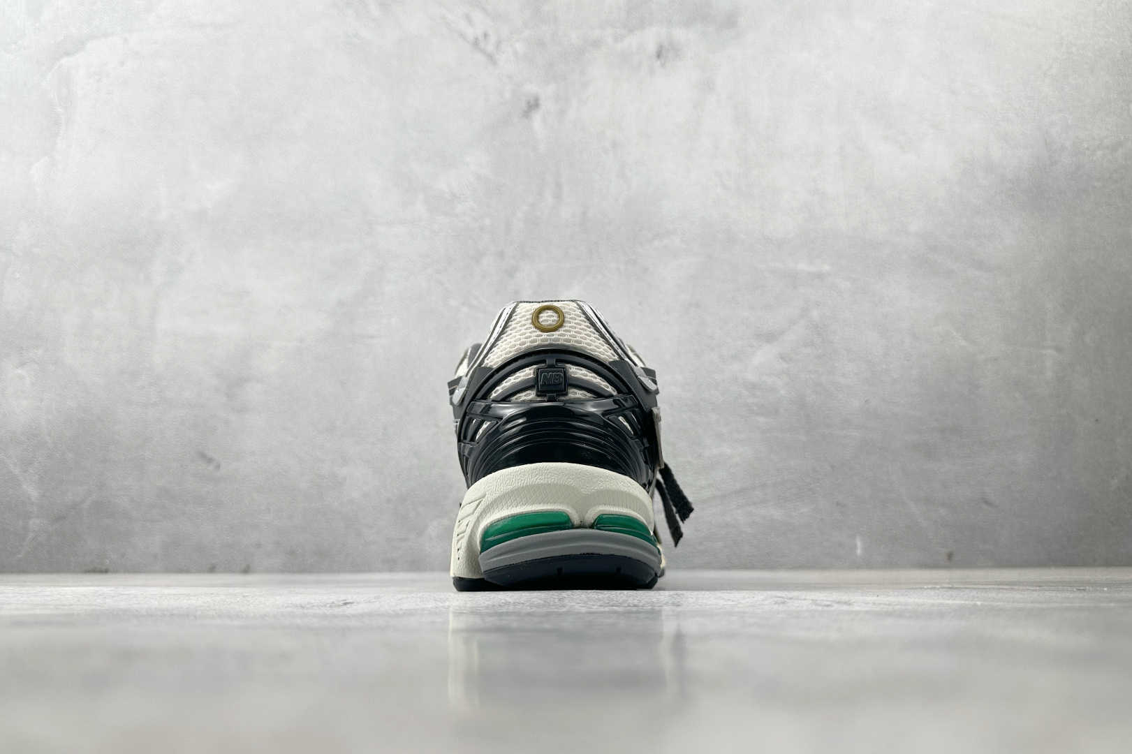 New Balance NB 1906A 灰银货号：M1906ADE尺码：36 36.5 37 38.5