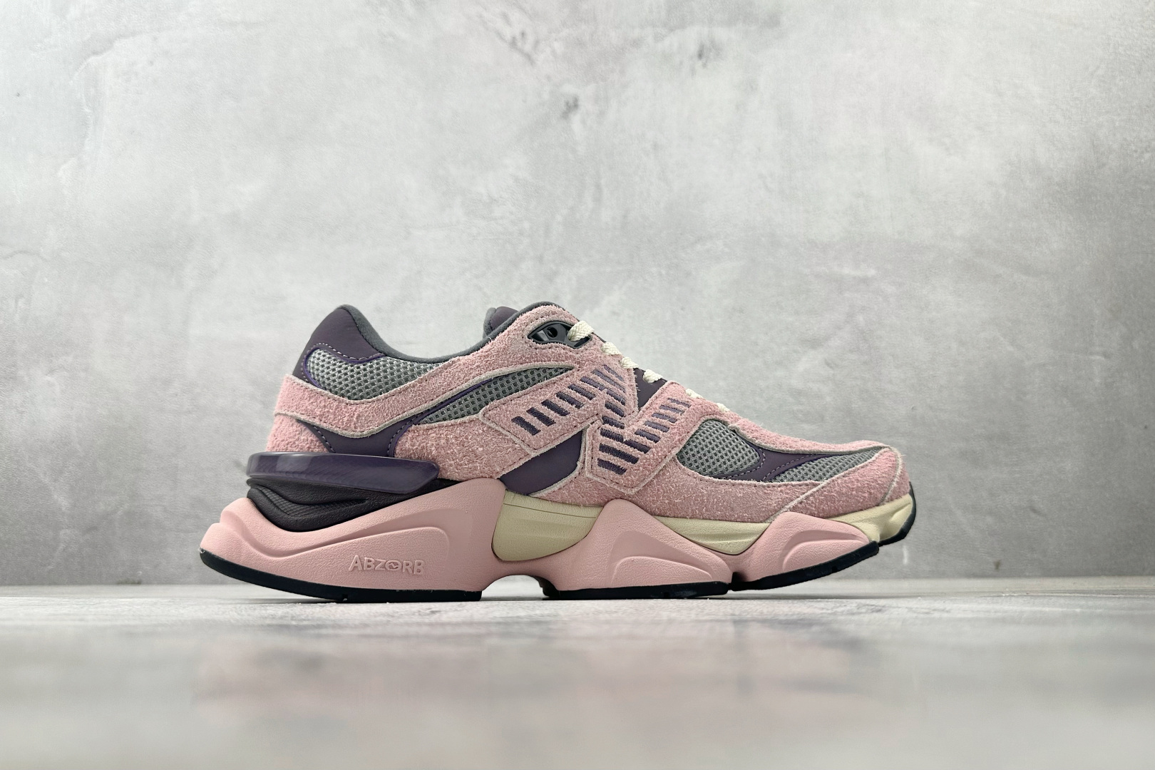 New Balance NB 9060 粉色货号：U9060YSO尺码：36 36.5 37.5 38 
