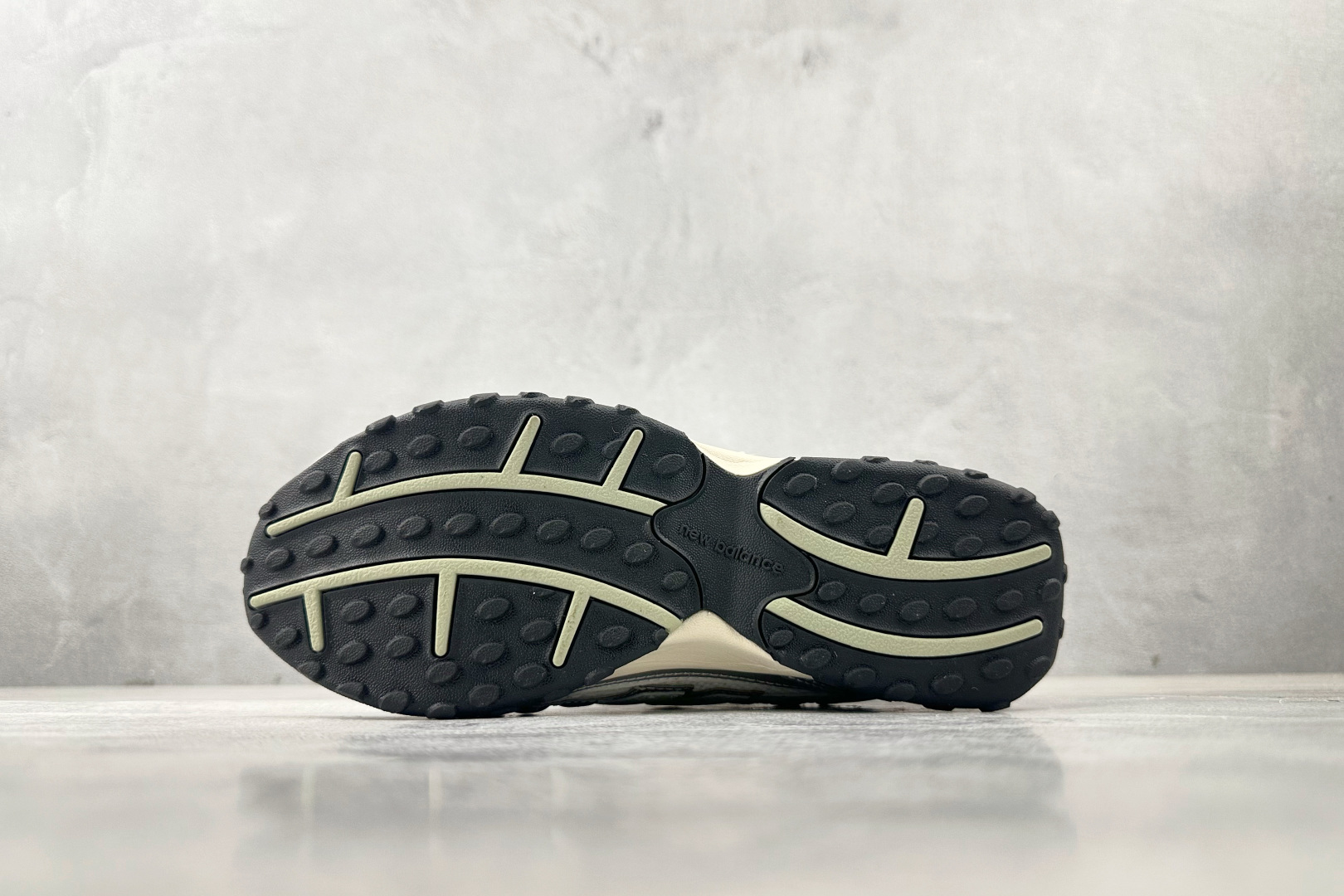 200 纯原出品 New Balance 204L银白 U204LSWB