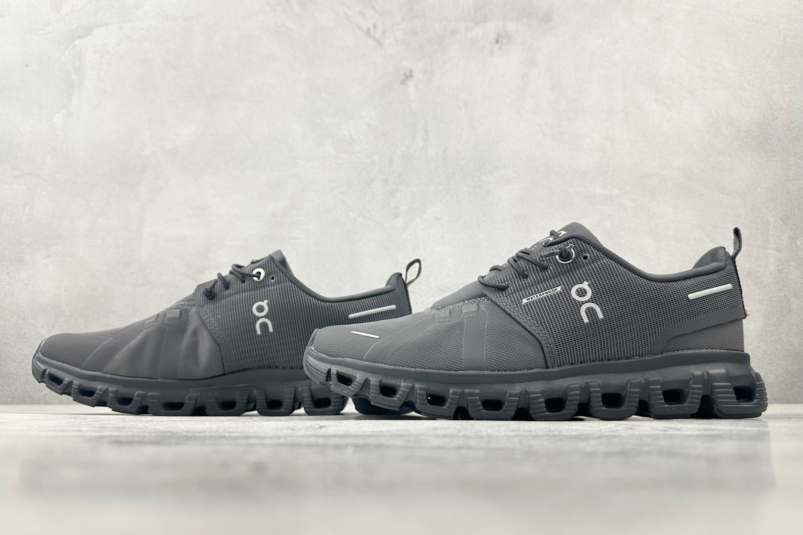 180 On昂跑 Cloud 6 黑灰色 3WF1005