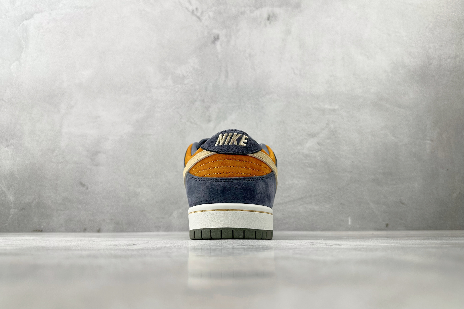 免检版 配色齐全 Nike Dunk SB LOW “Light Carbon” 棕色 HF3063-002