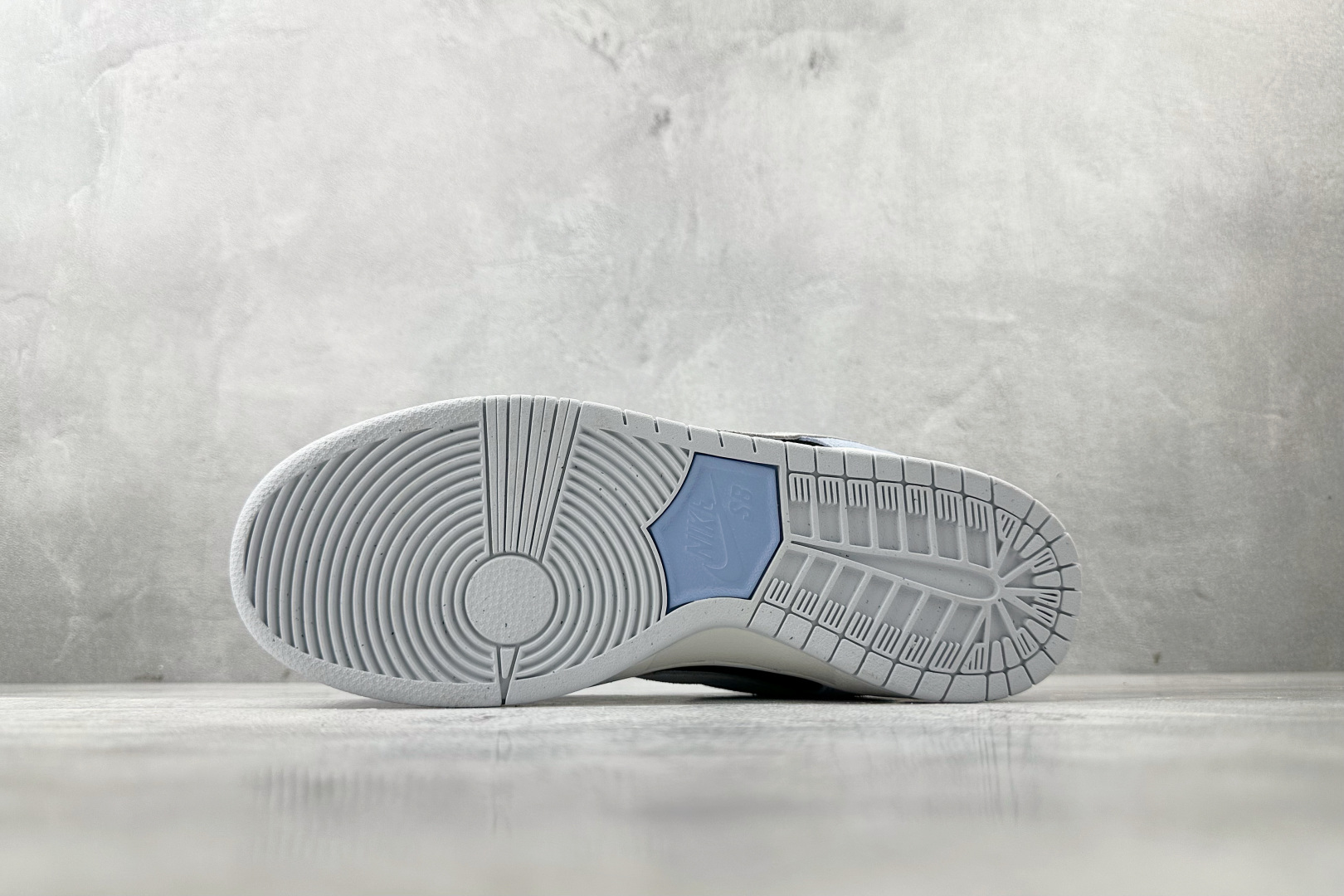 免检版 配色齐全 Nike Dunk SB DUNK LOW PRO “Aluminum/Black”蓝黑 HF3063-400