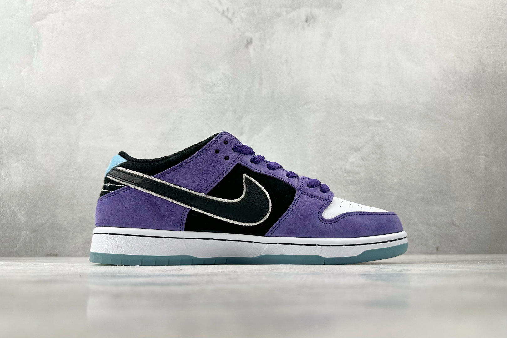 免检版 配色齐全 Hayley Wilson x Nike Dunk SB DUNK LOW PRO 紫黑白 HJ0513-500