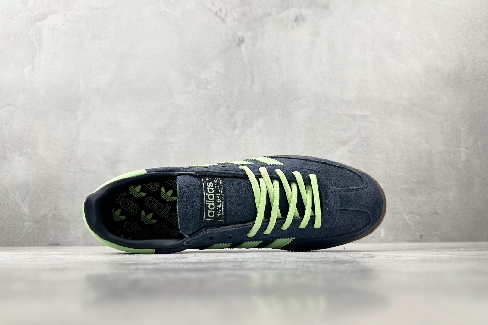 210 平台爆款 adidas originals HANDBALL SPEZIAL 蓝绿 IH7497-Chinese UA Cheap High Quatity Brand Clothes Bags handbags Sneakers wholesale wholesaler seller from China Factory suppliers Fashion Clothing Shoes best Quality Beautiful Price 210 平台爆款 adidas originals HANDBALL SPEZIAL 蓝绿 IH7497