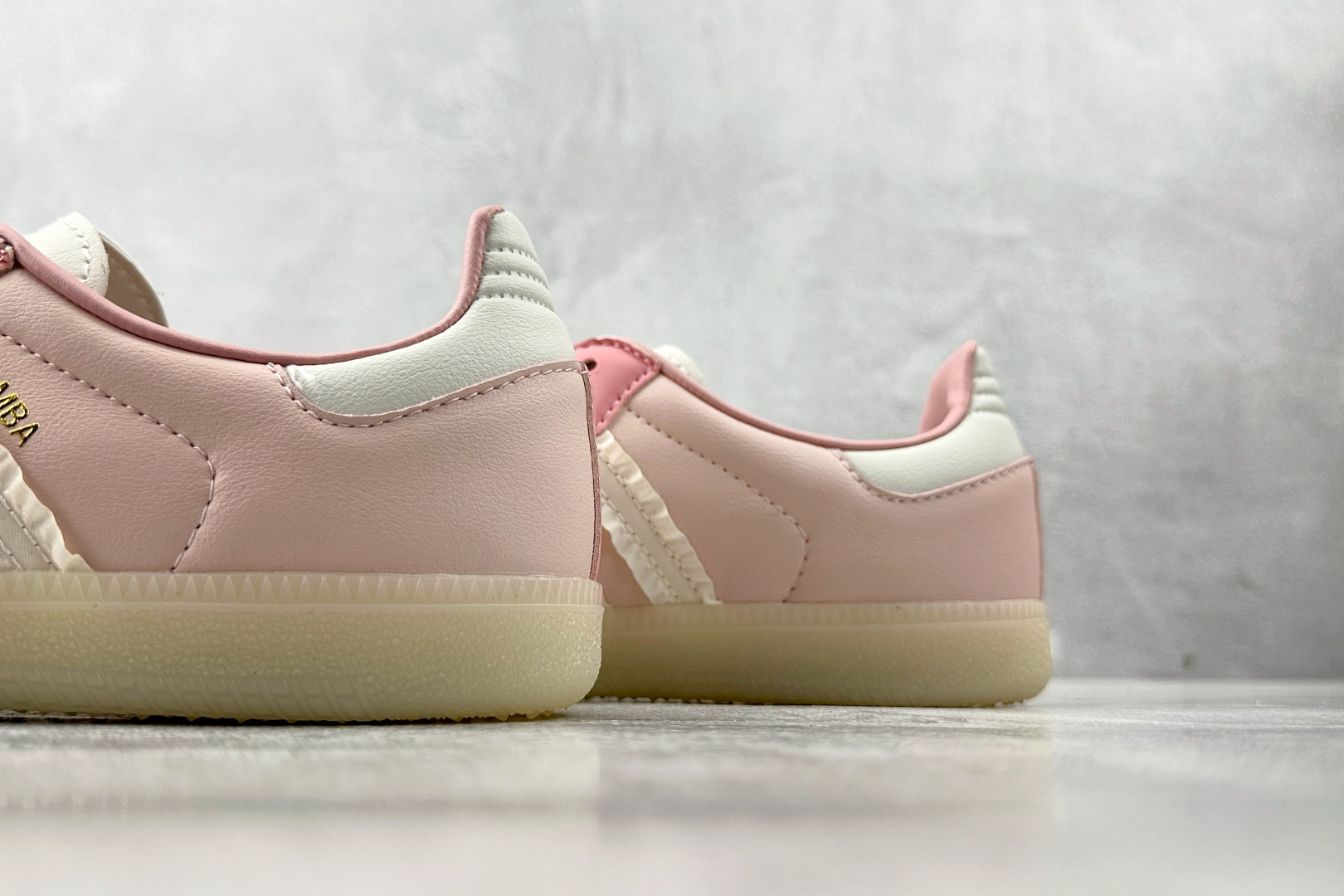 210 平台爆款 adidas originals SAMBA 粉色 JR8830