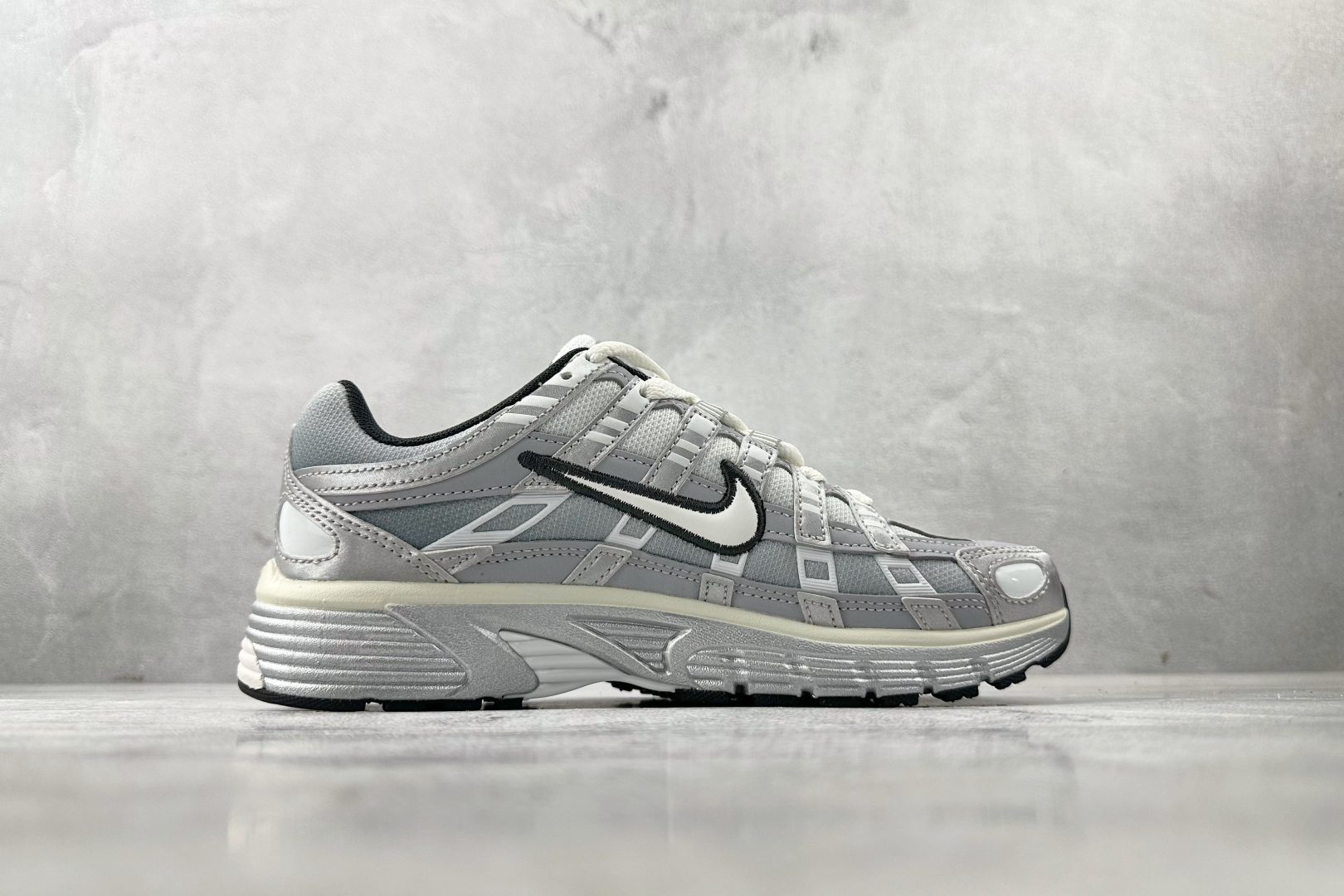 原鞋开发 原数据档案 Nike P-6000银灰 IH4465-095-莆田鞋,莆田鞋货源,高仿鞋,高仿鞋货源,安福档口,莆田高仿鞋,莆田鞋批发,高仿鞋批发,莆田高仿运动鞋,高仿运动鞋,莆田运动鞋 原鞋开发 原数据档案 Nike P-6000银灰 IH4465-095