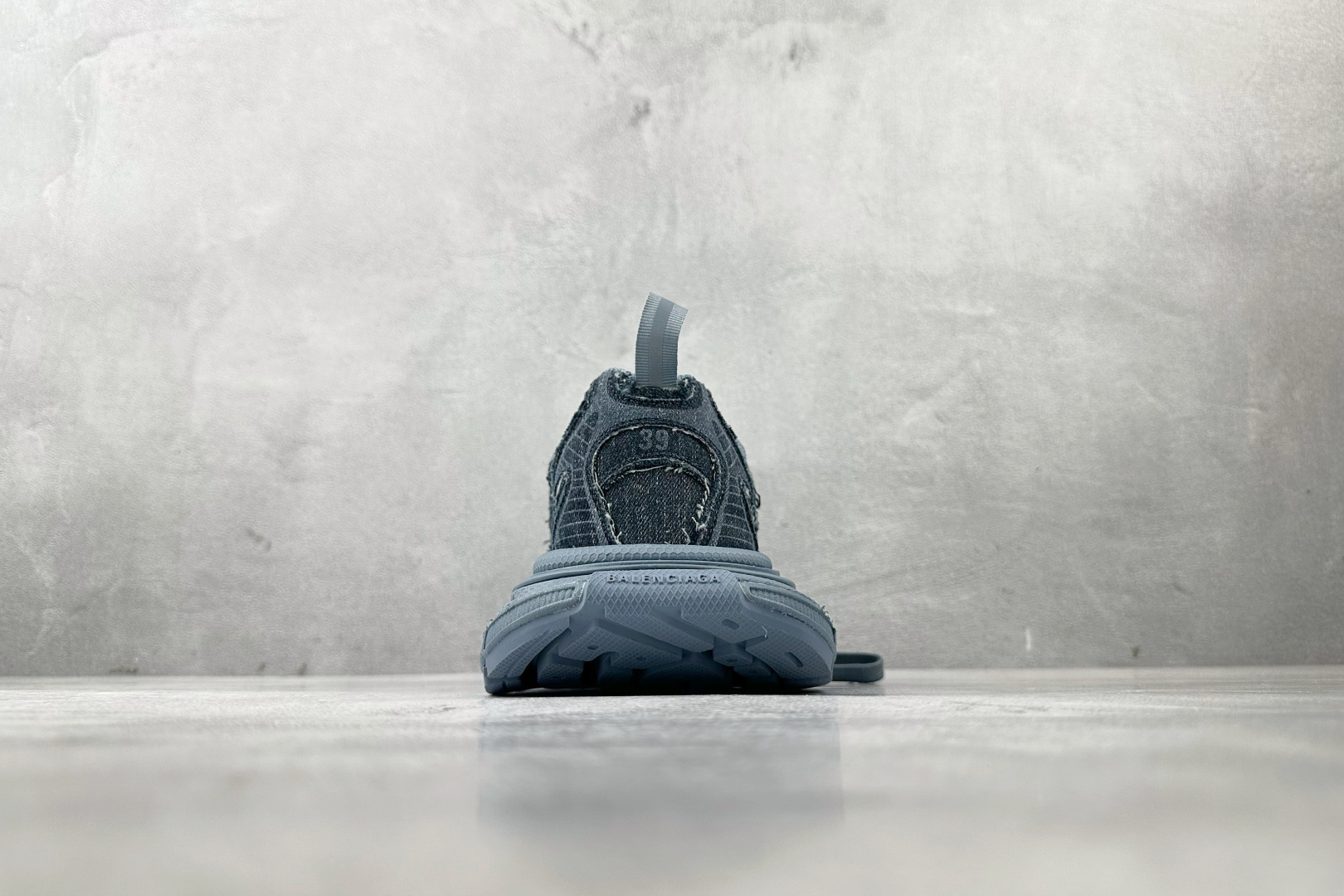 400 代购版 Balenciaga巴黎世家 3XL 牛仔深蓝 734734WTSAX