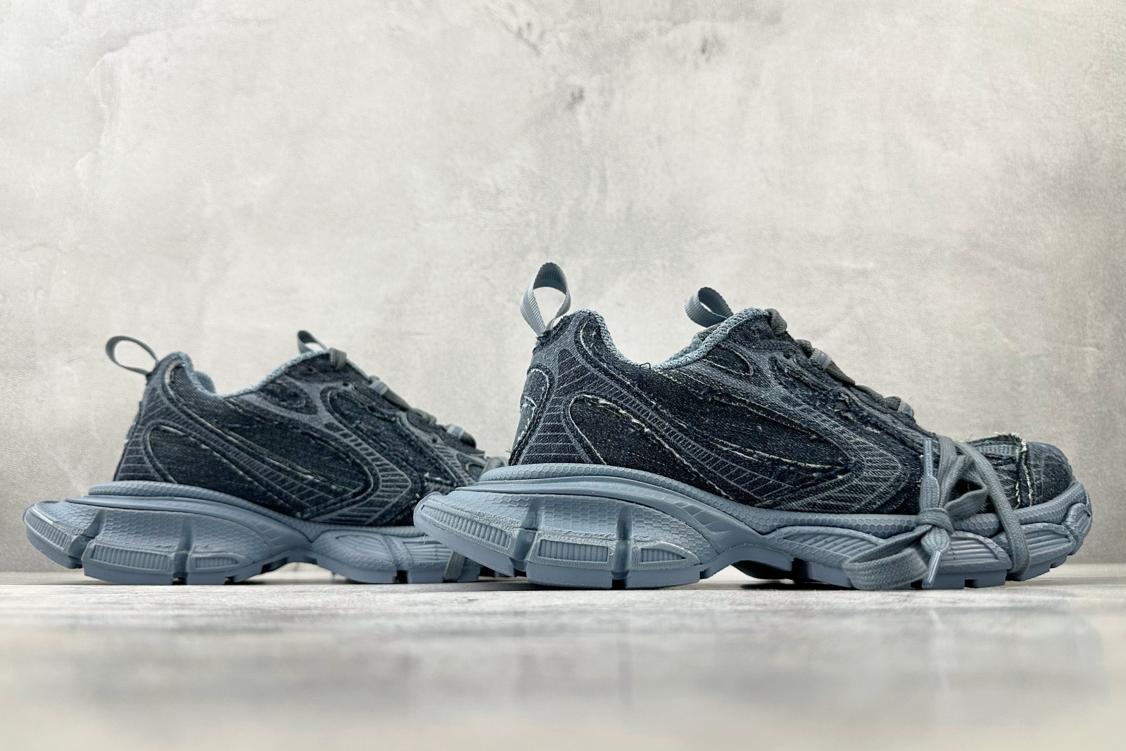 400 代购版 Balenciaga巴黎世家 3XL 牛仔深蓝 734734WTSAX