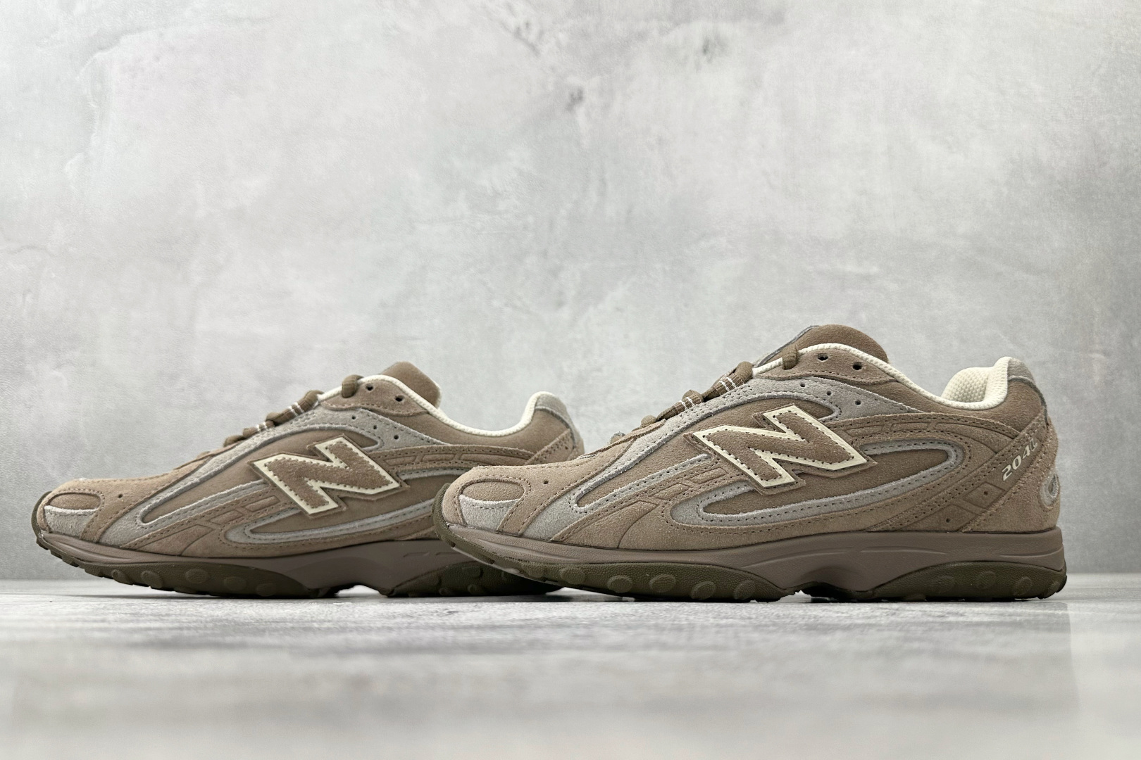 250 New Balance 204L 淡褐色 U204LMMA-Chinese UA Cheap High Quatity Brand Clothes Bags handbags Sneakers wholesale wholesaler seller from China Factory suppliers Fashion Clothing Shoes best Quality Beautiful Price 250 New Balance 204L 淡褐色 U204LMMA