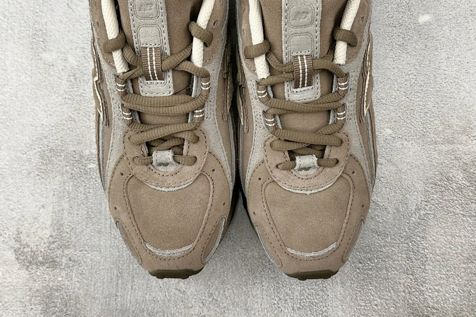 250 New Balance 204L 淡褐色 U204LMMA-Chinese UA Cheap High Quatity Brand Clothes Bags handbags Sneakers wholesale wholesaler seller from China Factory suppliers Fashion Clothing Shoes best Quality Beautiful Price 250 New Balance 204L 淡褐色 U204LMMA