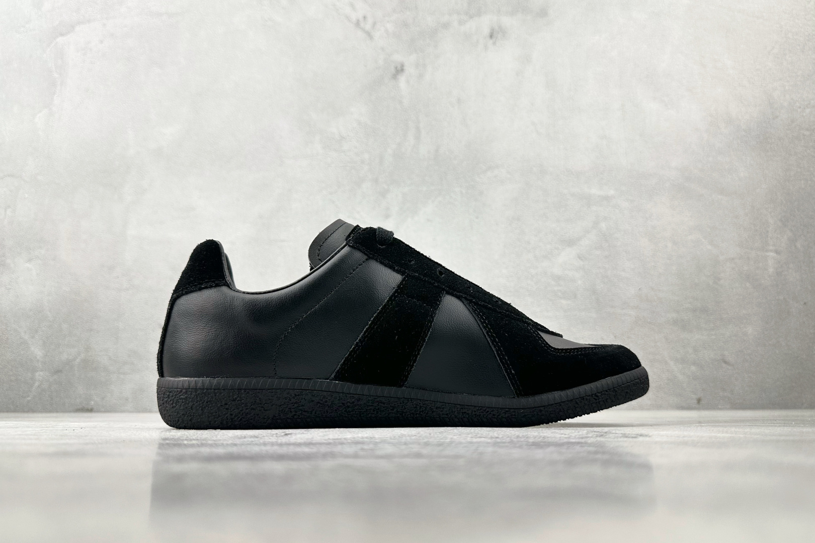 370 Maison Margiela 梅森马吉拉 Replica 黑色 S57WS0236P189