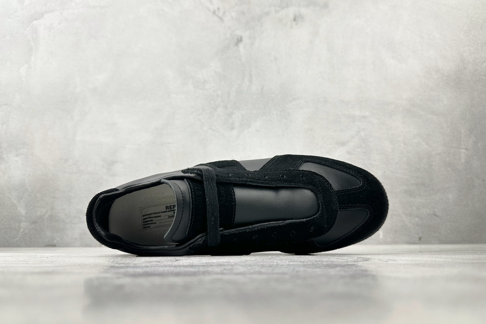 370 Maison Margiela 梅森马吉拉 Replica 黑色 S57WS0236P189