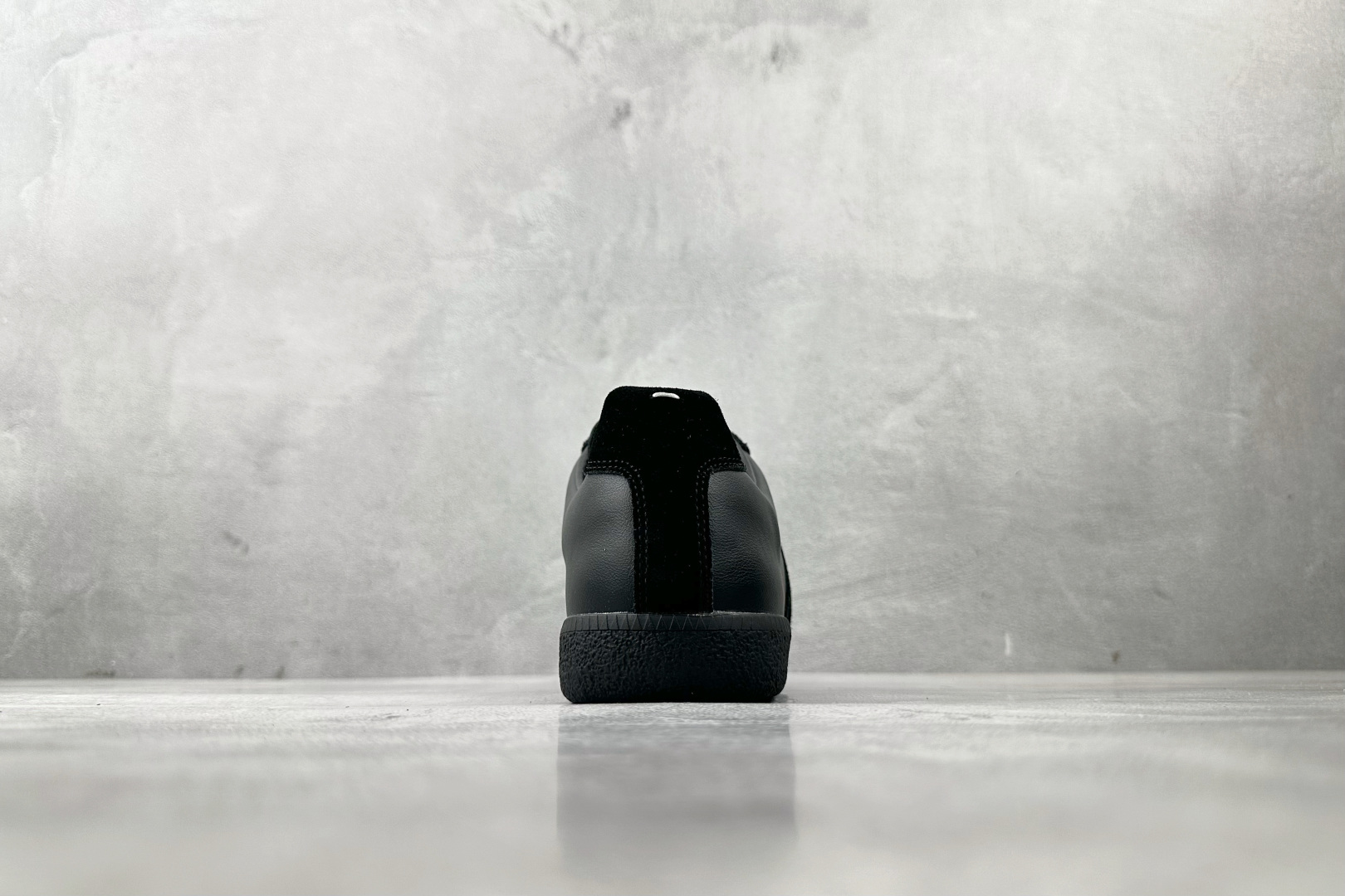 370 Maison Margiela 梅森马吉拉 Replica 黑色 S57WS0236P189