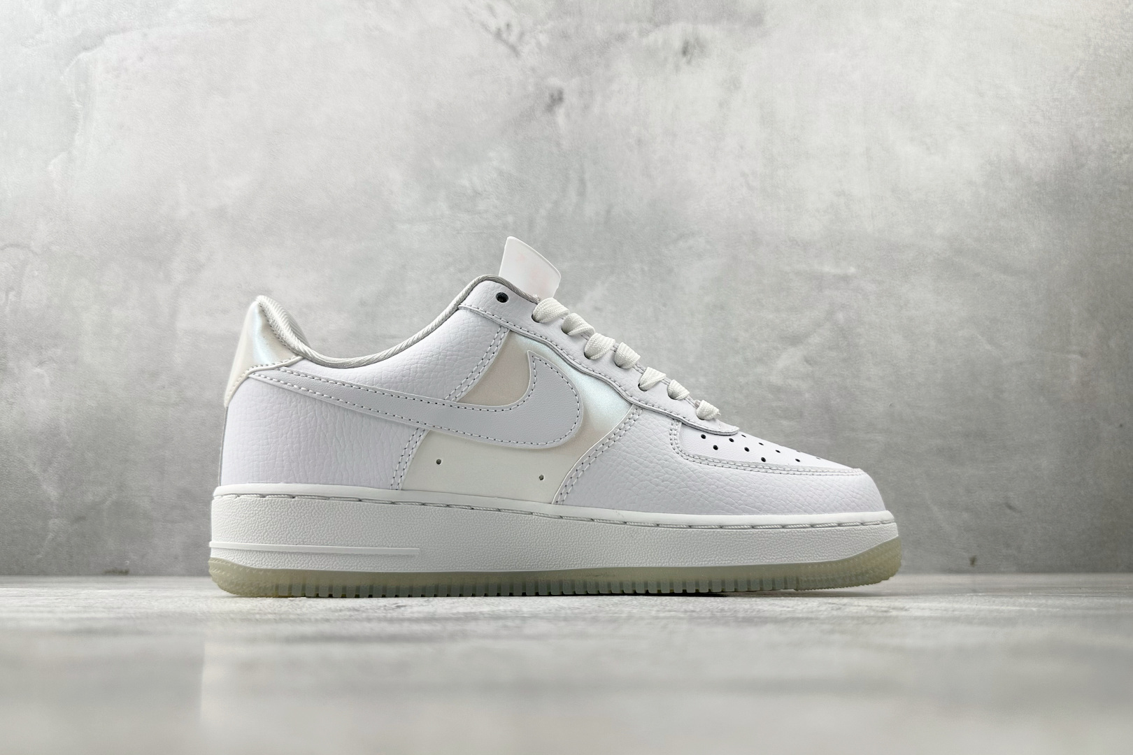 Nike Air Force 1 白色 IH3204-100