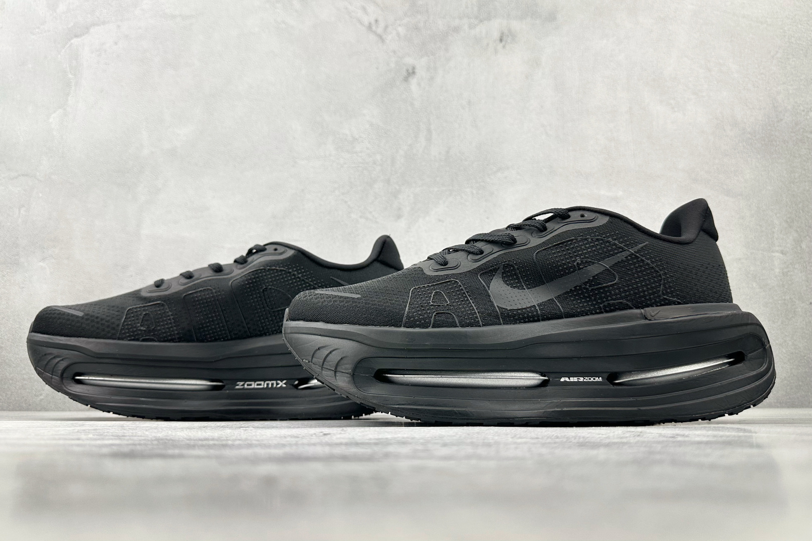 全套数据私模 Nike Vomero Vomero Premium 黑色 HQ2050-005