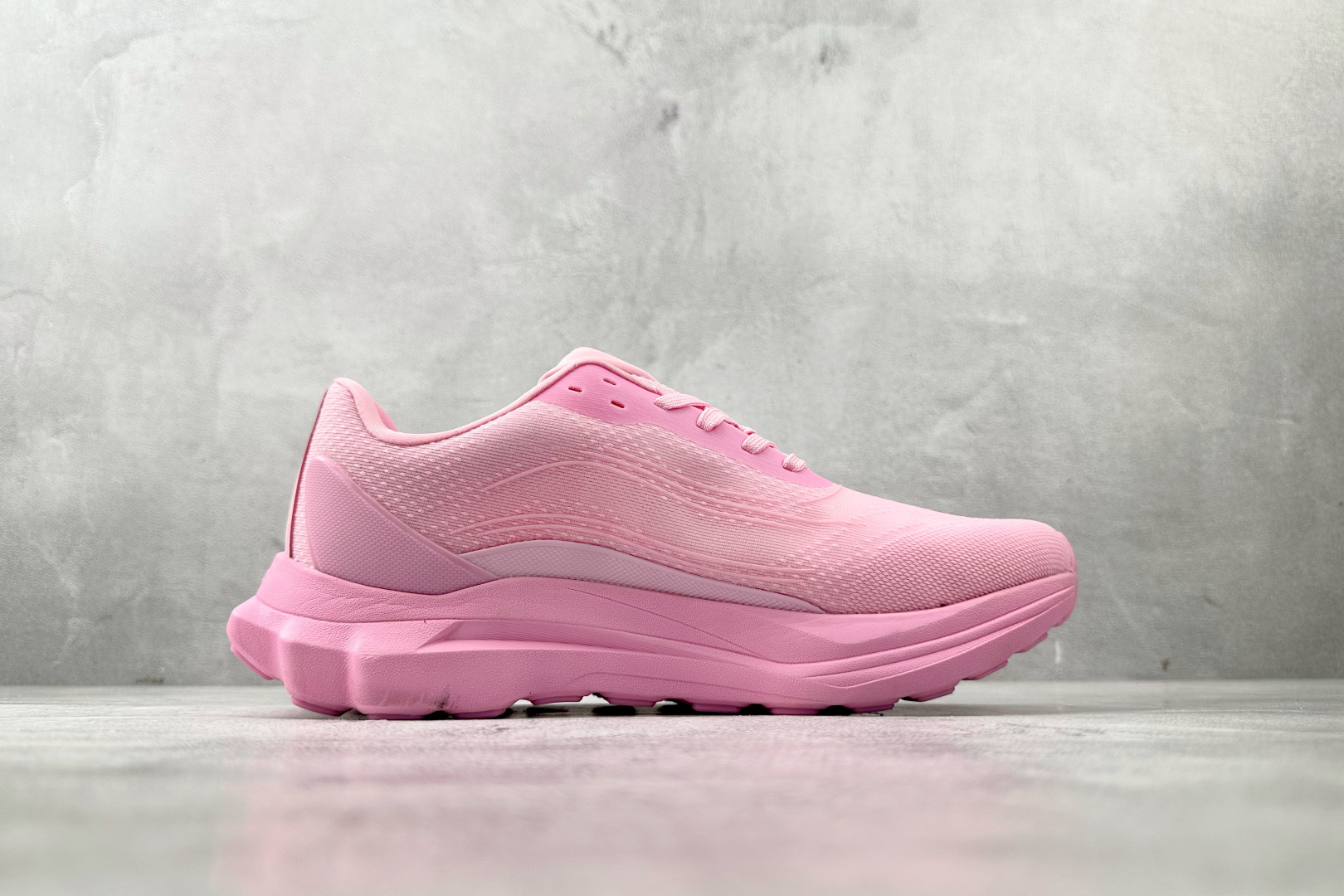 OT纯原 alo yoga Alo Runner 粉色货号：A0590U-Sweet Pink尺码：36