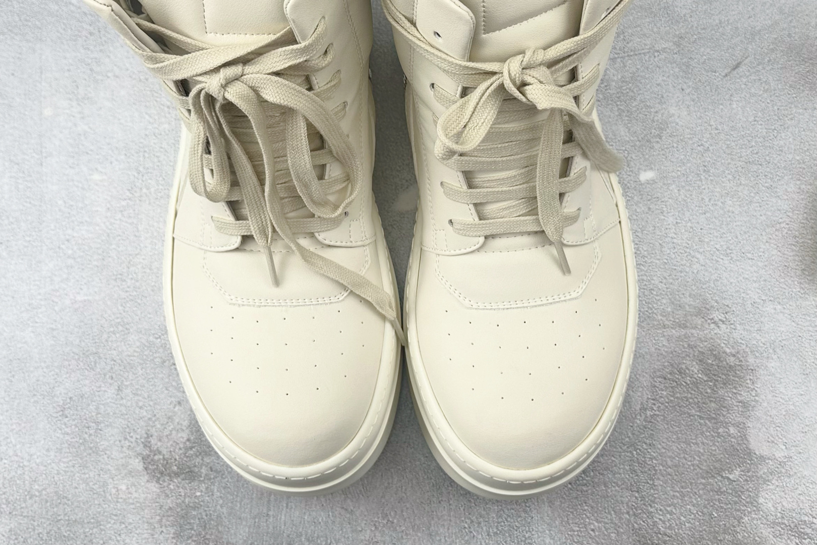 540 RICK OWENS/RO 米白色 RU01E5868 LCO 1111