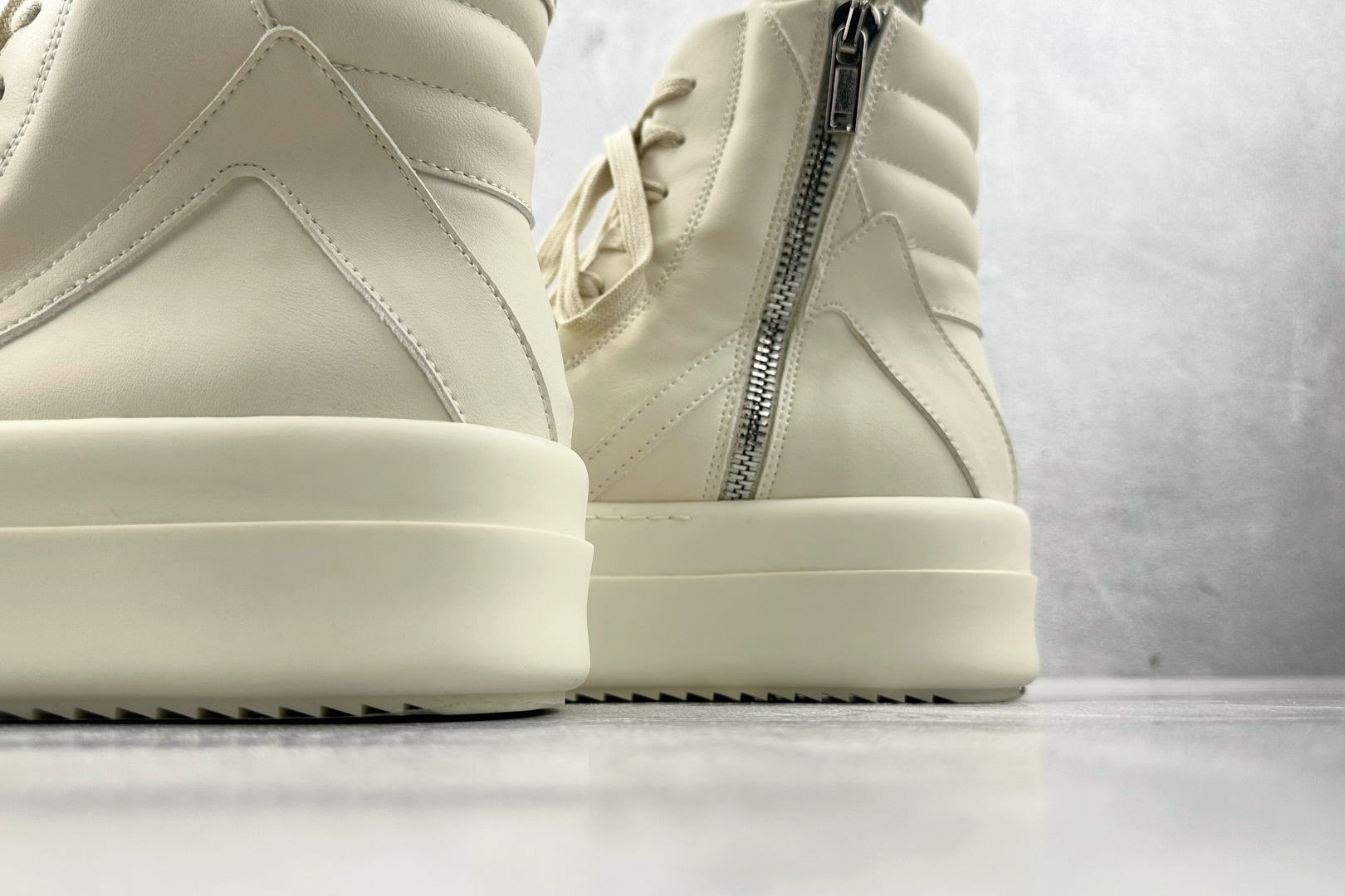 540 RICK OWENS/RO 米白色 RU01E5868 LCO 1111