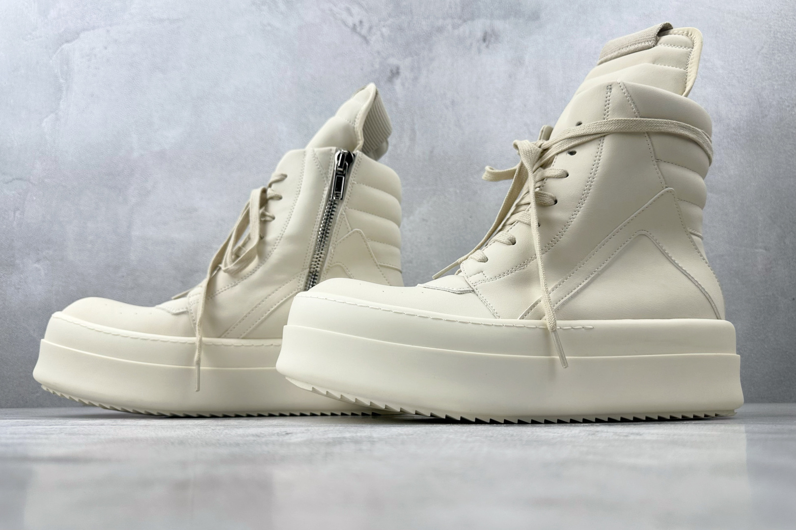 540 RICK OWENS/RO 米白色 RU01E5868 LCO 1111