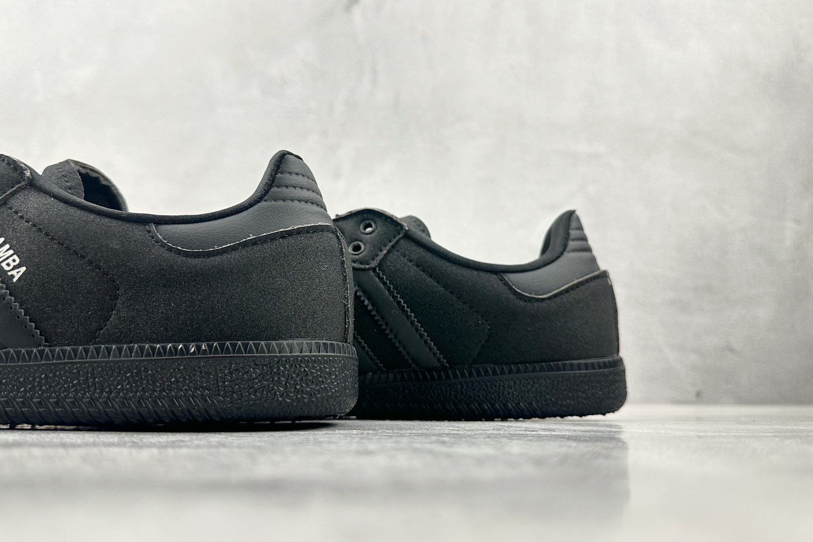 160 出口订单 adidas originals Samba Shiny Pack 黑色 KI6265