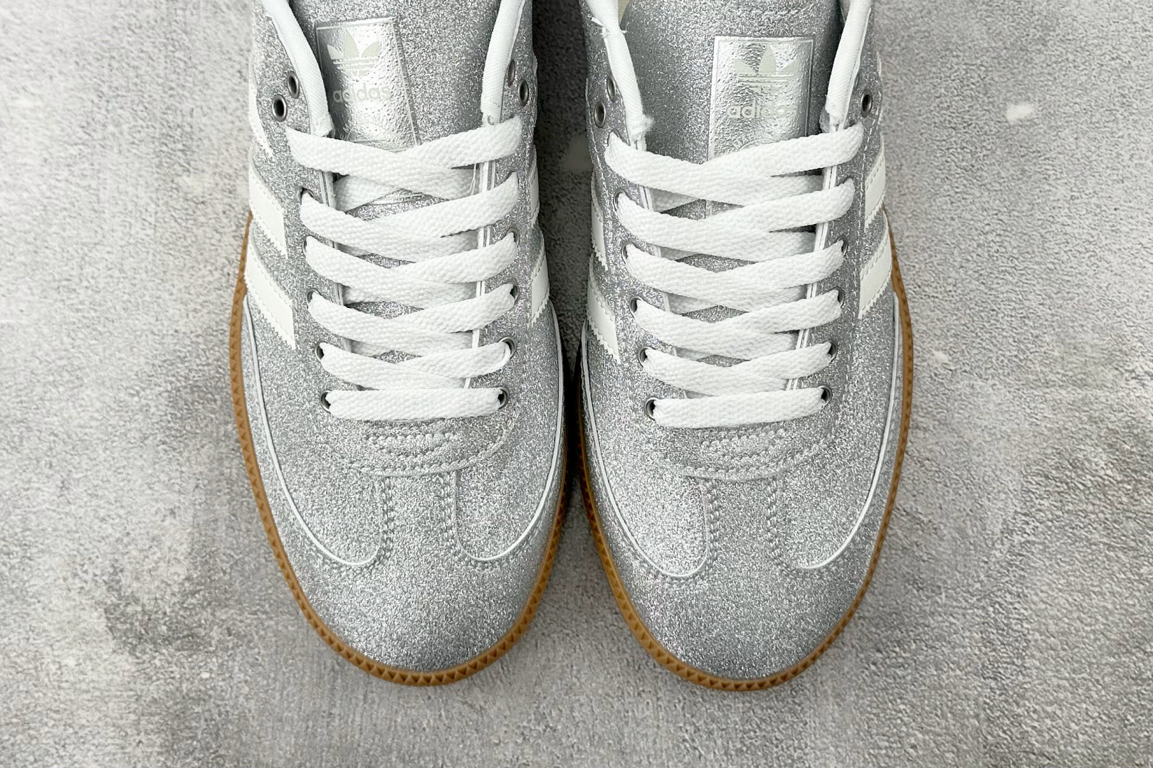 160 出口订单 adidas originals Samba Shiny Pack 银色 KI6264