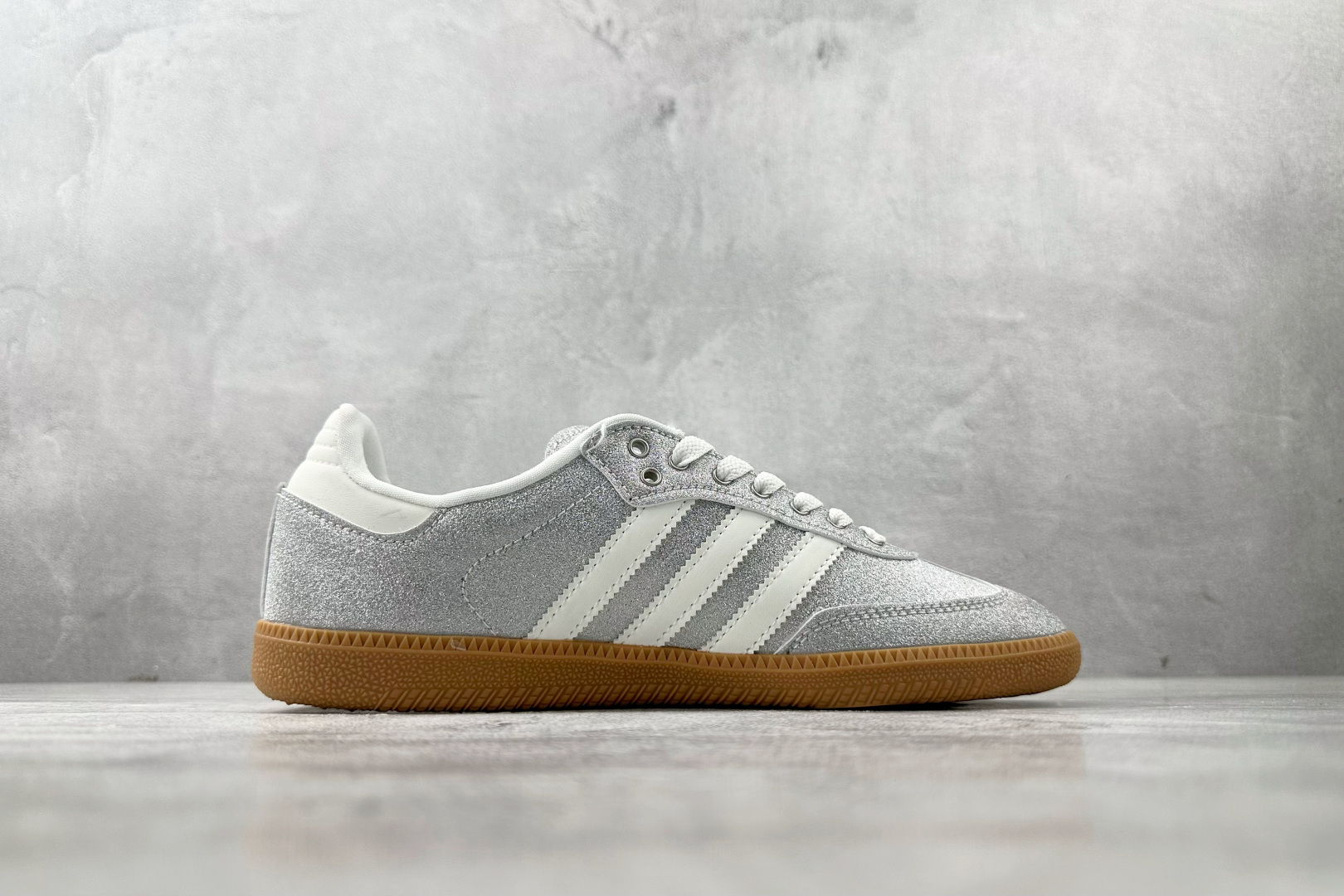 160 出口订单 adidas originals Samba Shiny Pack 银色 KI6264