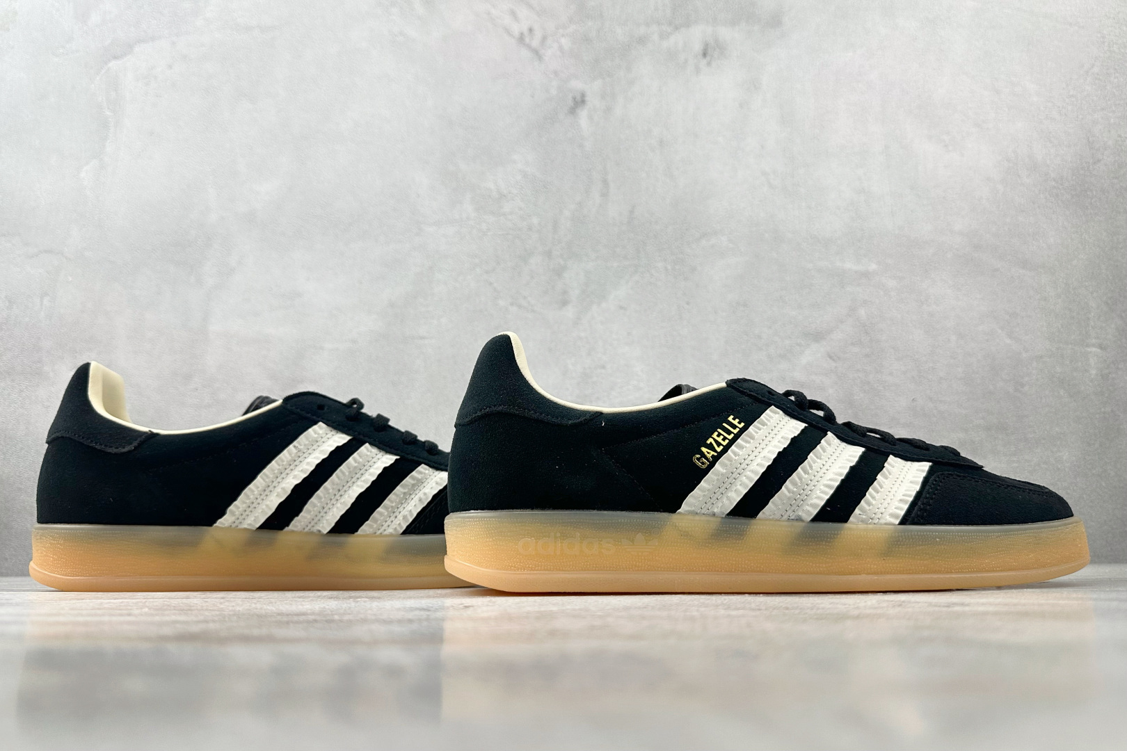 180 adidas originals GAZELLE INDOOR 黑色 JS1412