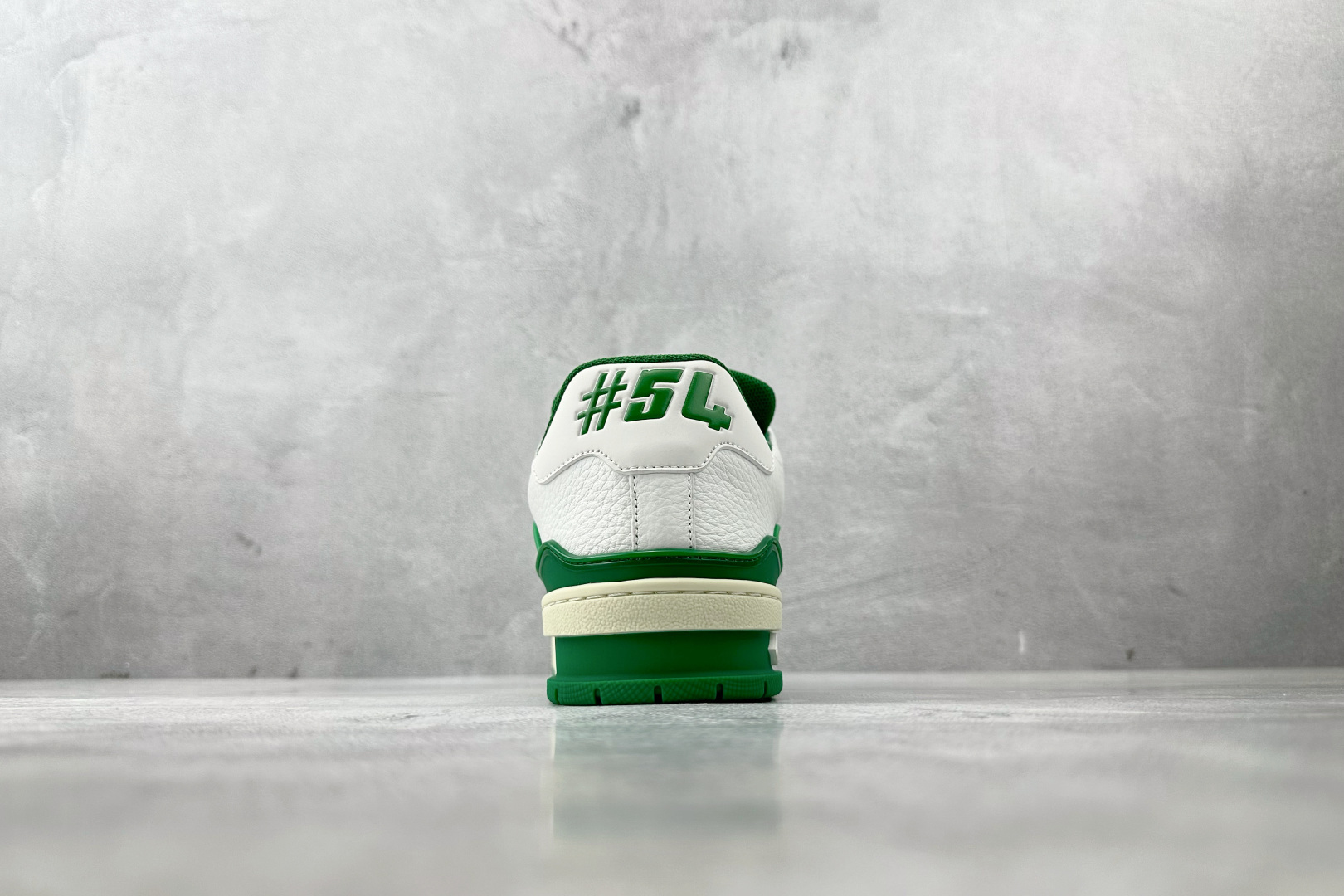 330 LOUIS VUITTON Trainer#54白绿 1ABNIS