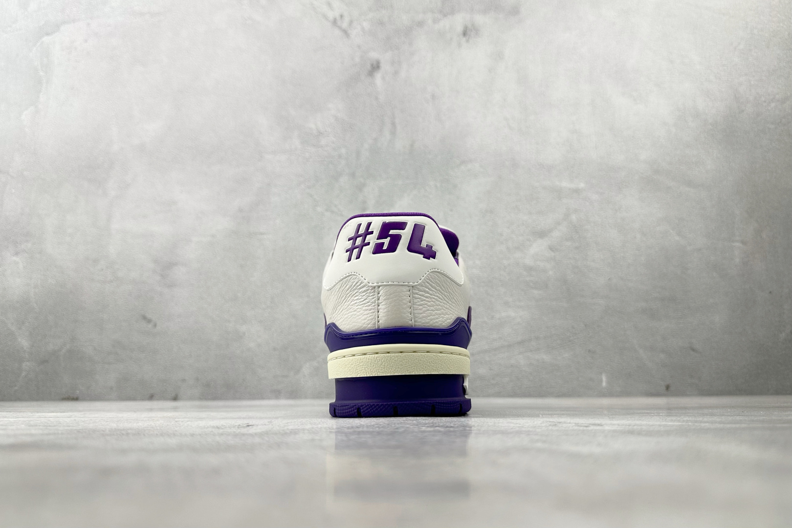 330 LOUIS VUITTON Trainer 紫白 1ACI13