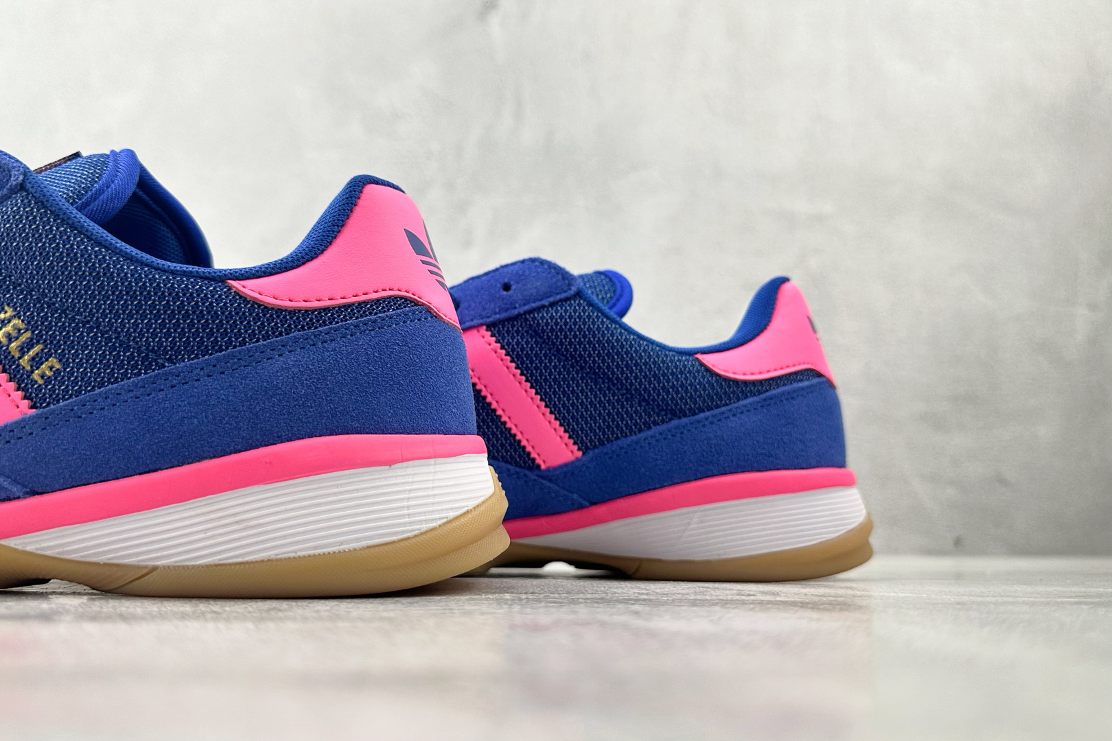 190 adidas originals Gazelle Sala深蓝色 JR3838