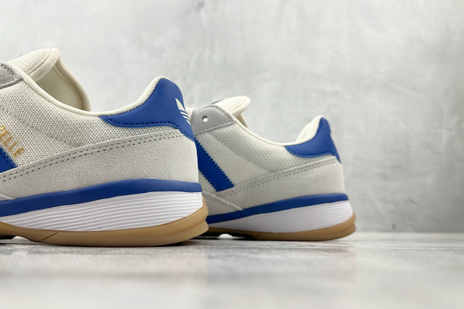 190 adidas originals Gazelle Sala 米色 JR3839