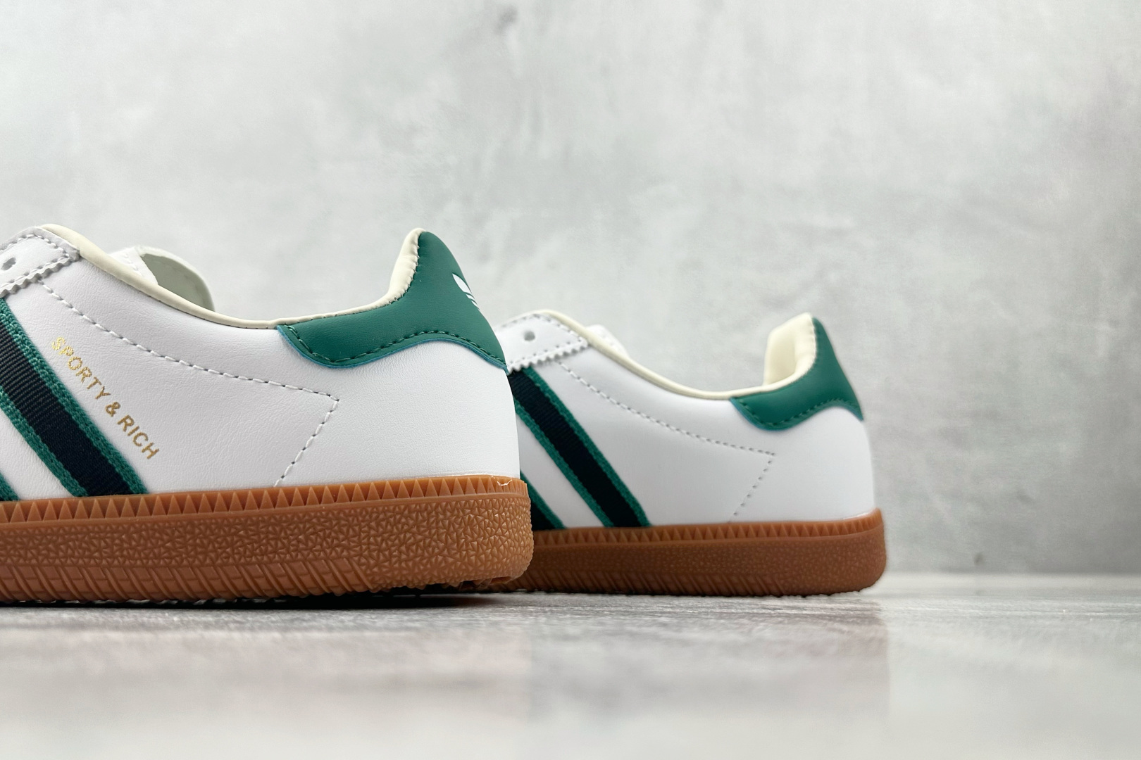 160 出口订单 SPORTY & RICH x adidas originals SAMBA fria白绿 JQ1353
