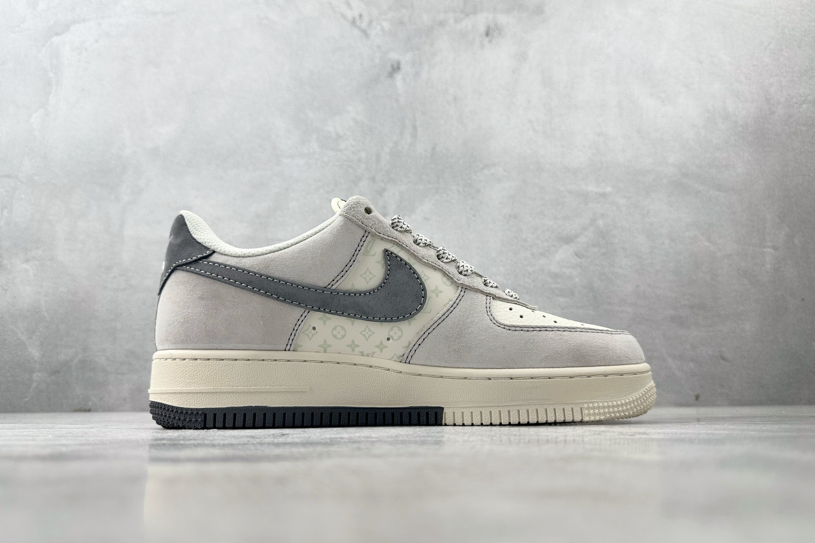 Nike Air Force 1 07 LV 联名 米白灰 CX5050-Y07