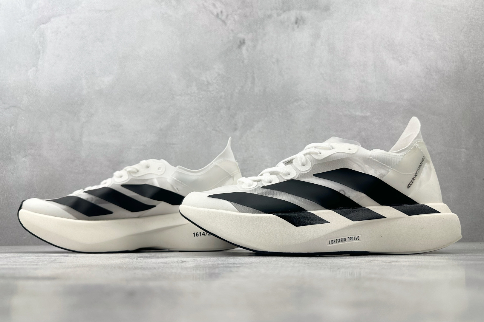 210 平台订单 adidas Adizero Adios Pro Evo 1 白黑 IH5564