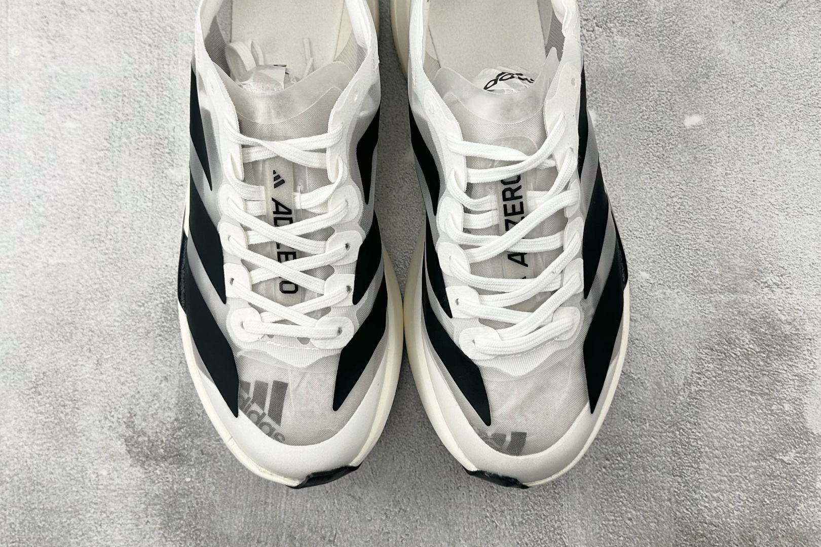 210 平台订单 adidas Adizero Adios Pro Evo 1 白黑 IH5564