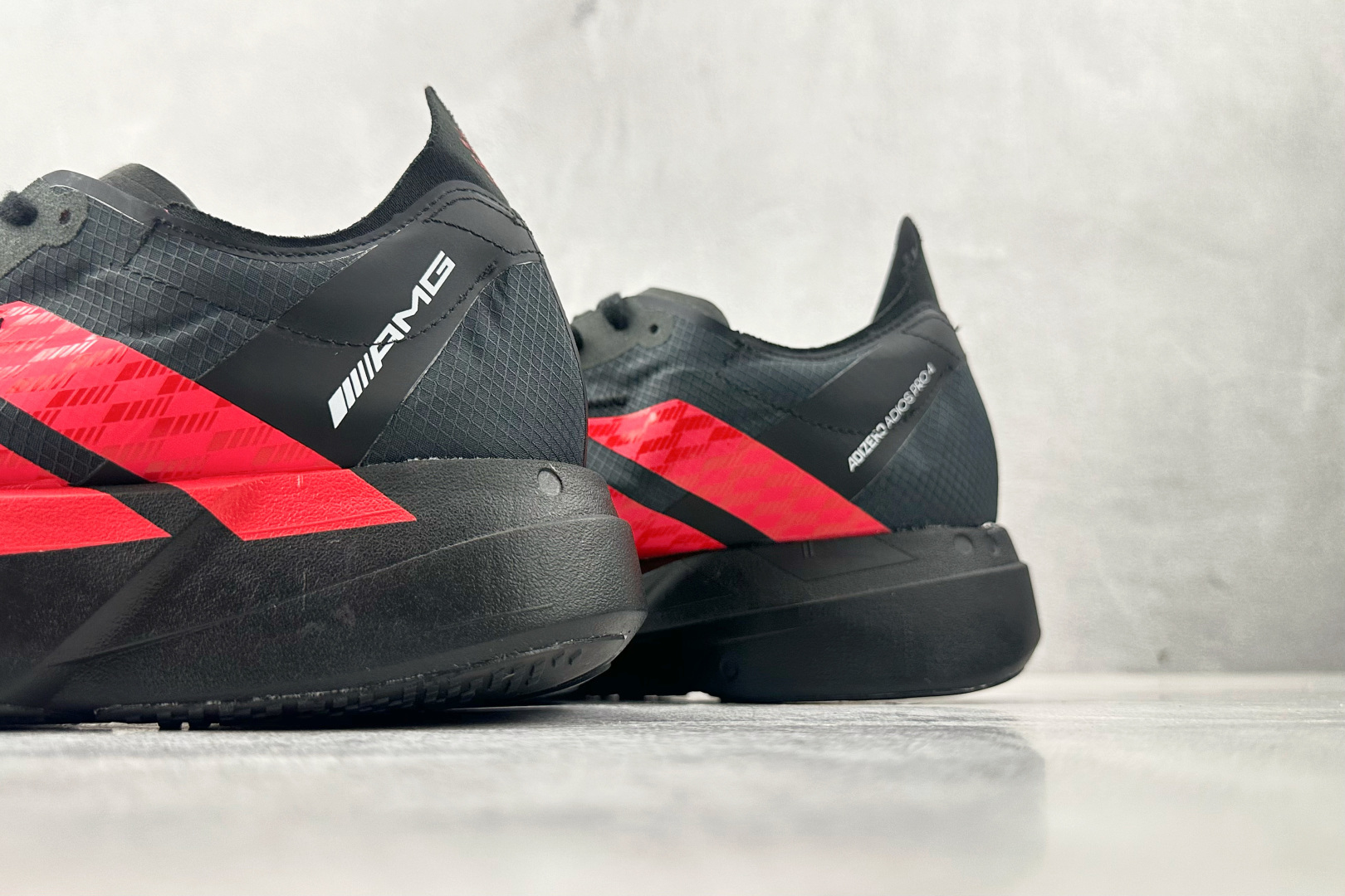 220 AMG Motorsport x adidas Adizero Adios Pro 4 M 黑红 KH8840