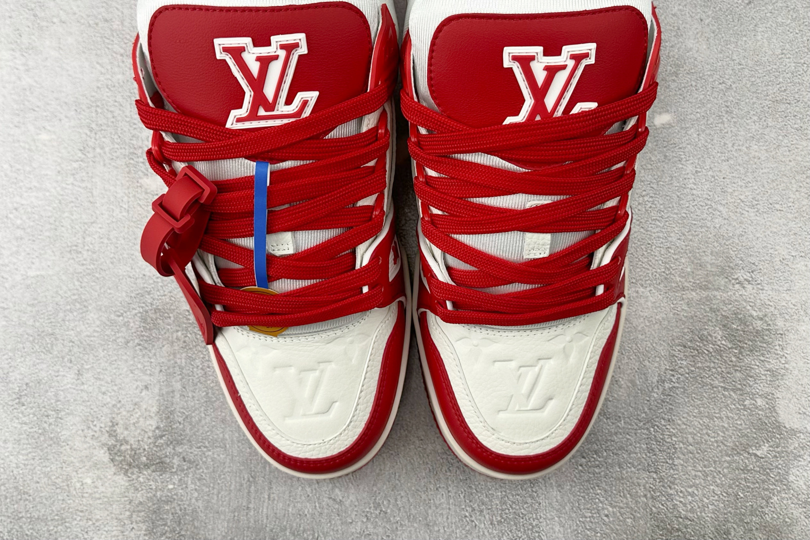 330 LOUIS VUITTON Trainer 红色 1A8PJW