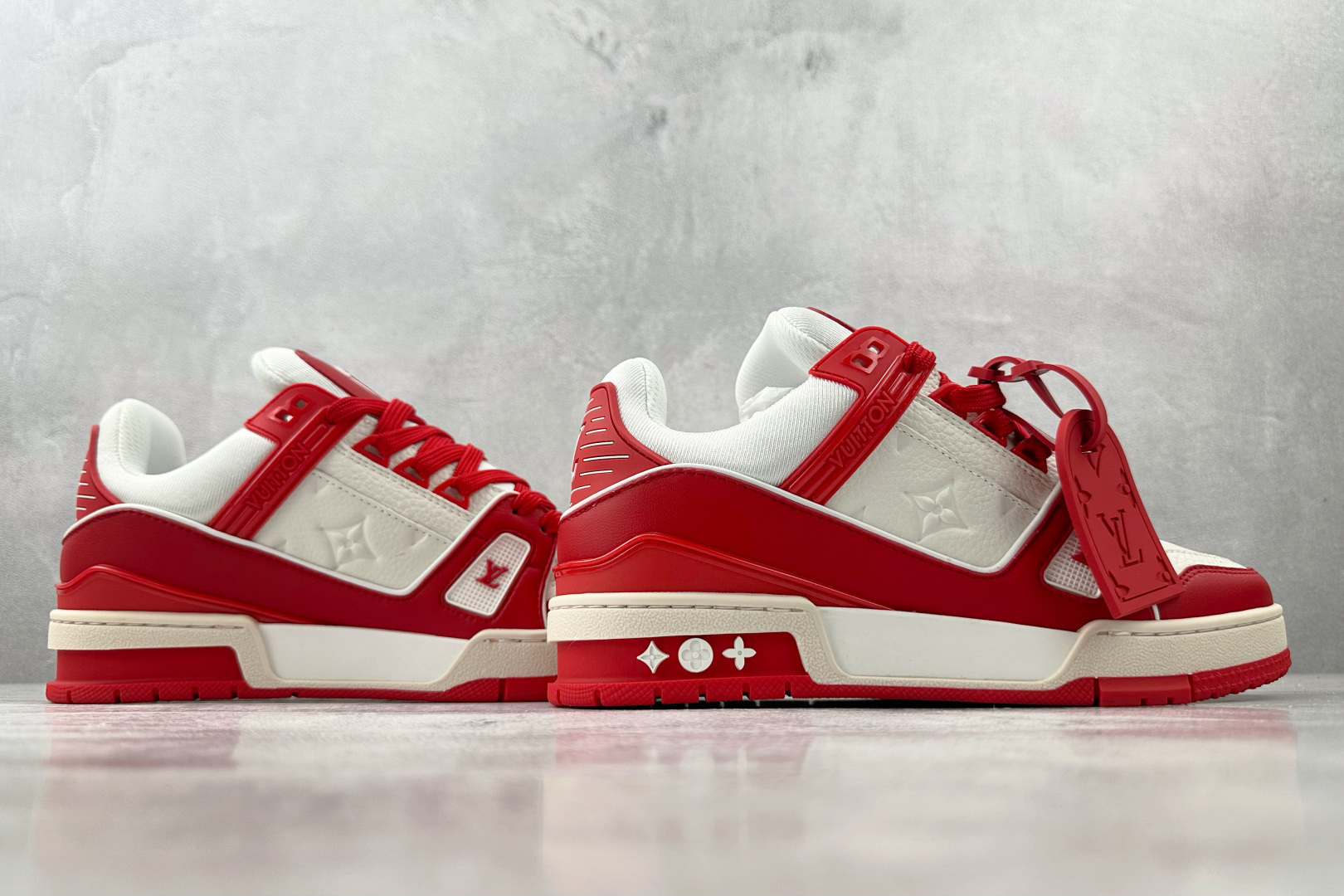 330 LOUIS VUITTON Trainer 红色 1A8PJW