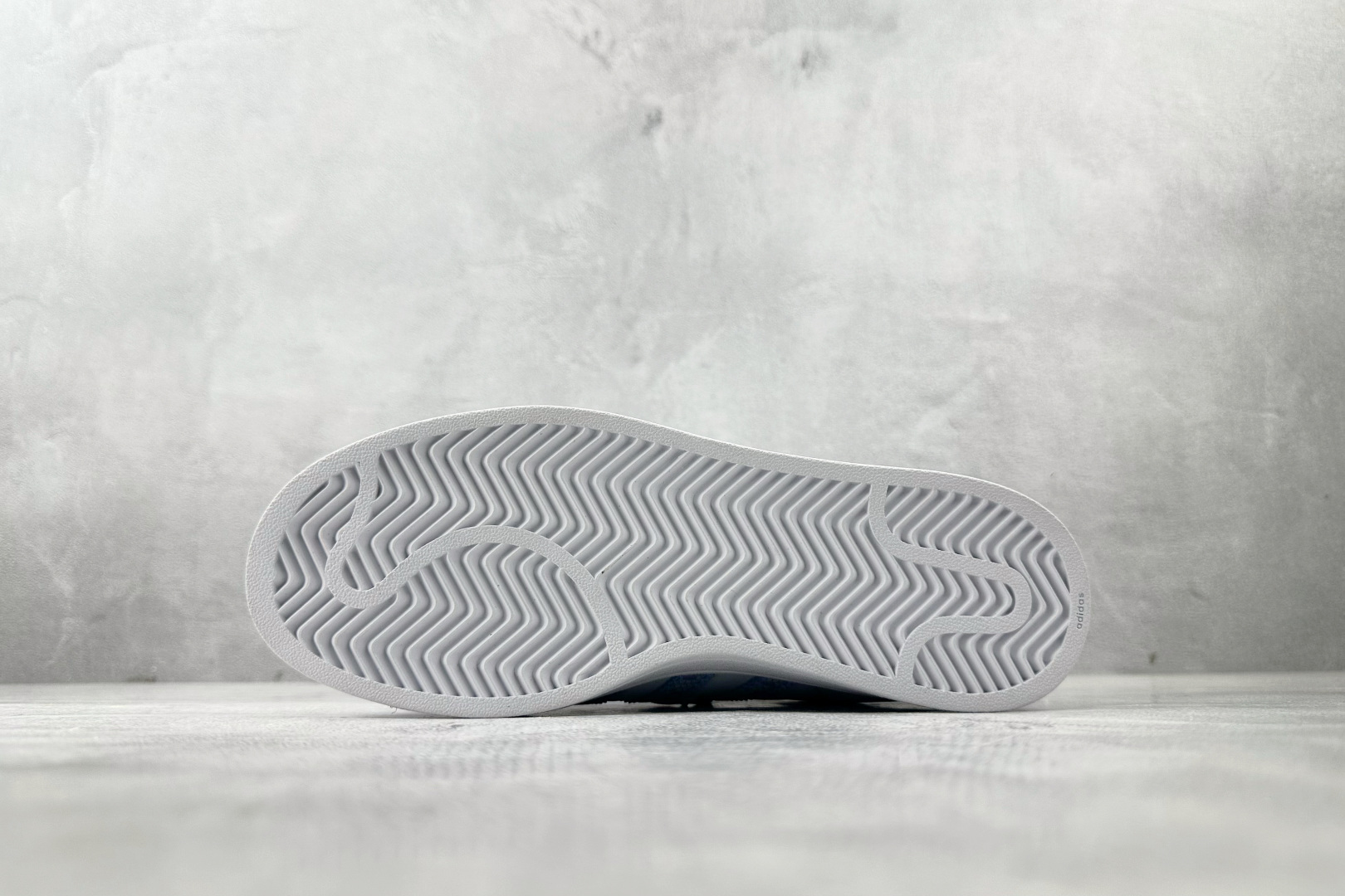 170 平台爆款 adidas originals Superstar 2 白色 JR1332-Chinese UA Cheap High Quatity Brand Clothes Bags handbags Sneakers wholesale wholesaler seller from China Factory suppliers Fashion Clothing Shoes best Quality Beautiful Price 170 平台爆款 adidas originals Superstar 2 白色 JR1332