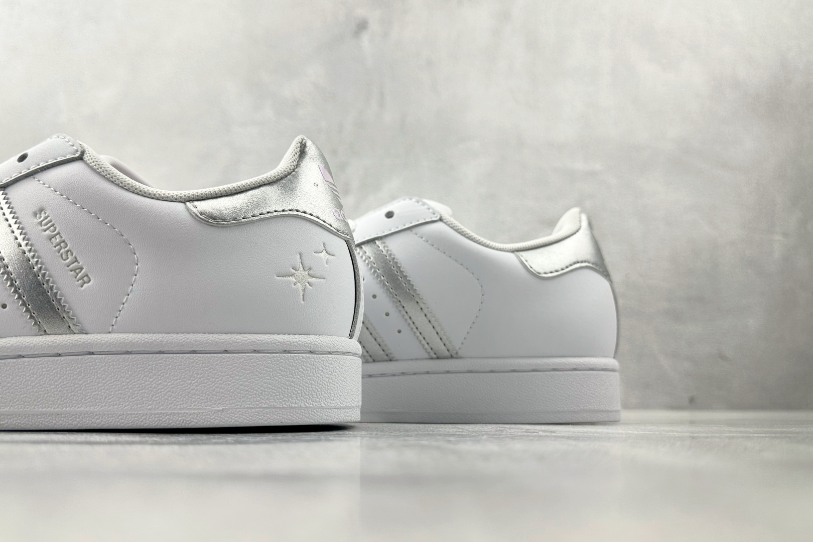 170 平台爆款 adidas originals Superstar 白银色 JQ8777